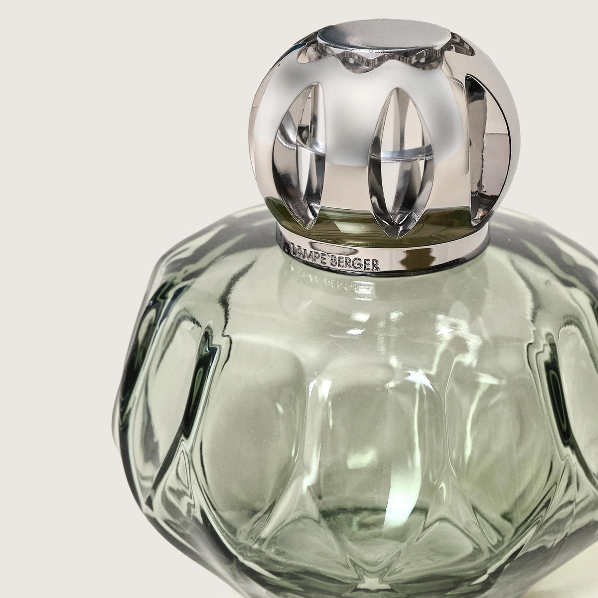 Maison Berger Rosalie Fragrance Lamp Green origami geometric silhouette side — Cloud Nine Pajamas