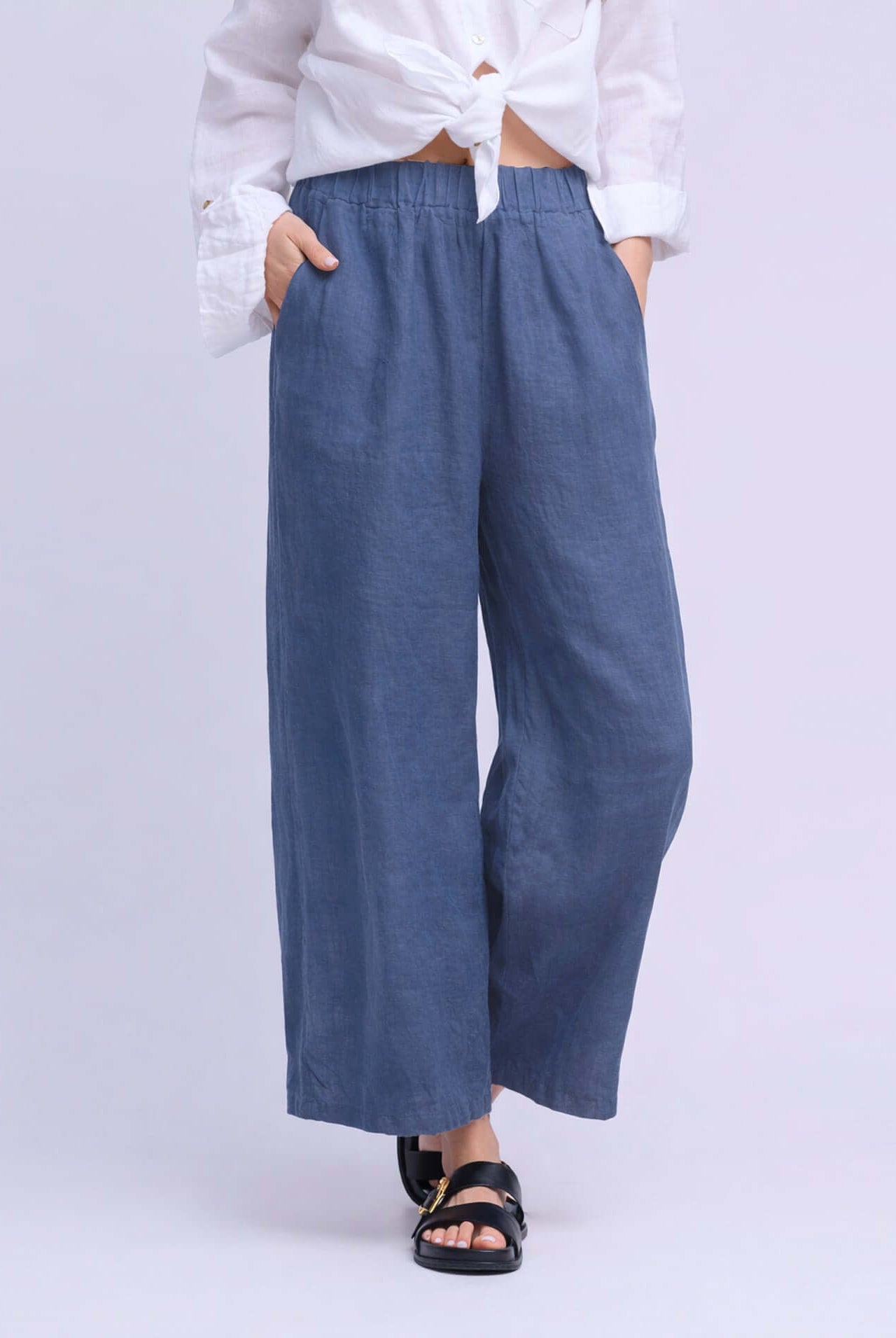 YOGA JEANS Sofia Linen Wide Leg Pant in blue, featuring a comfortable elastic waistband and stylish wide leg design.
