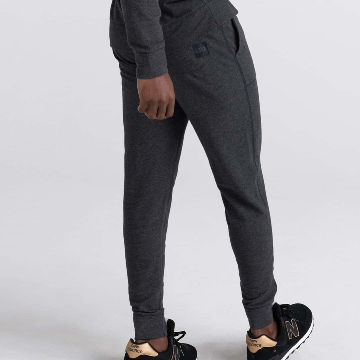 men's 3six five jogger sweatpant in black by Saxx