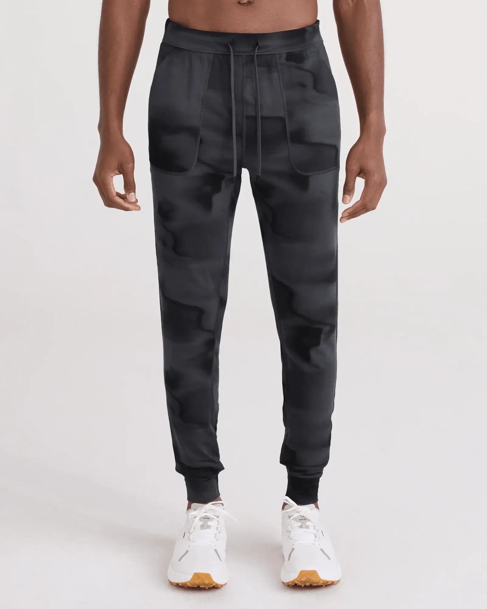 men's 3six five jogger sweatpant in vapour by Saxx