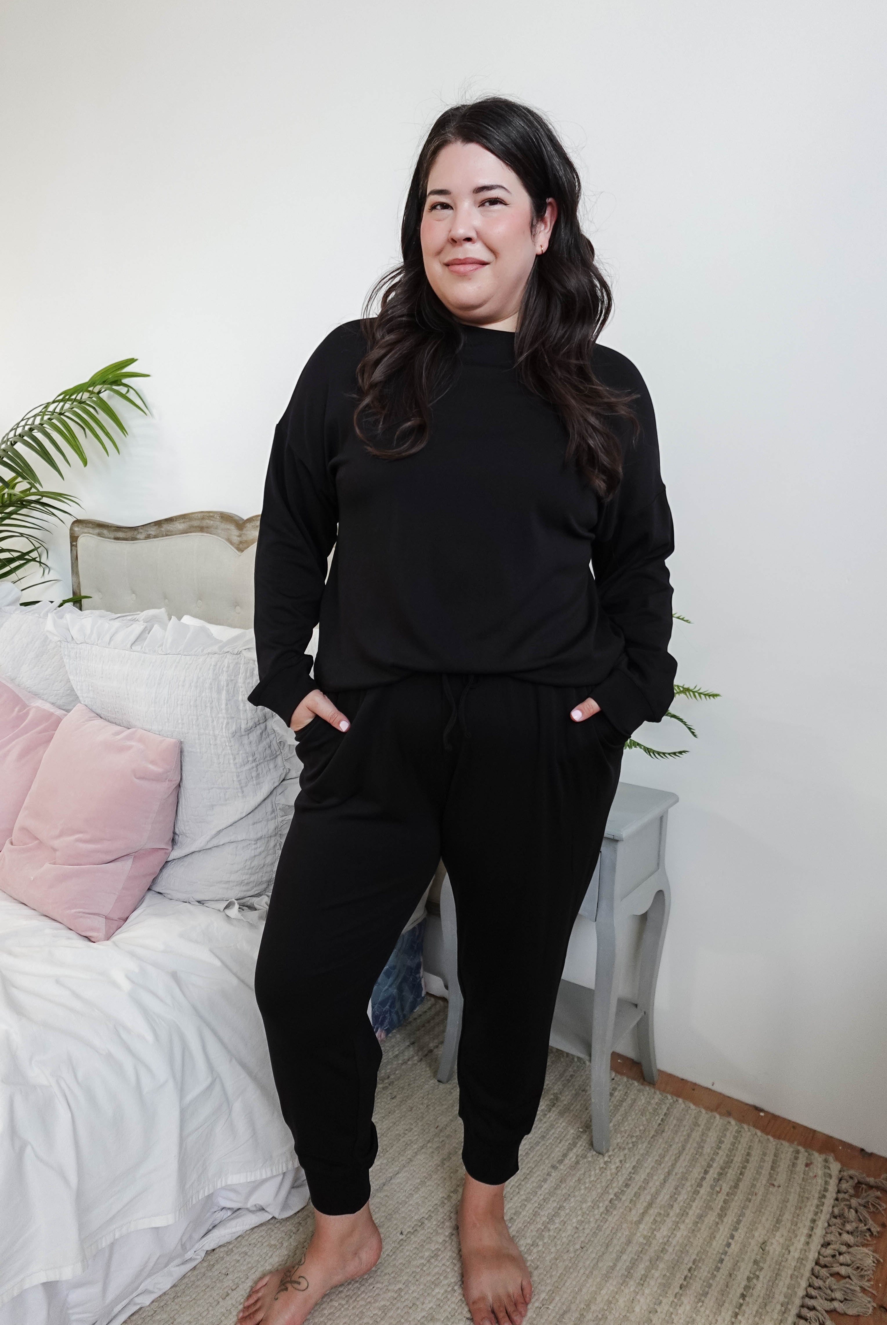 women's black lounge set with long sleeve top and jogger MIRANDA NIC Bamboo Blend