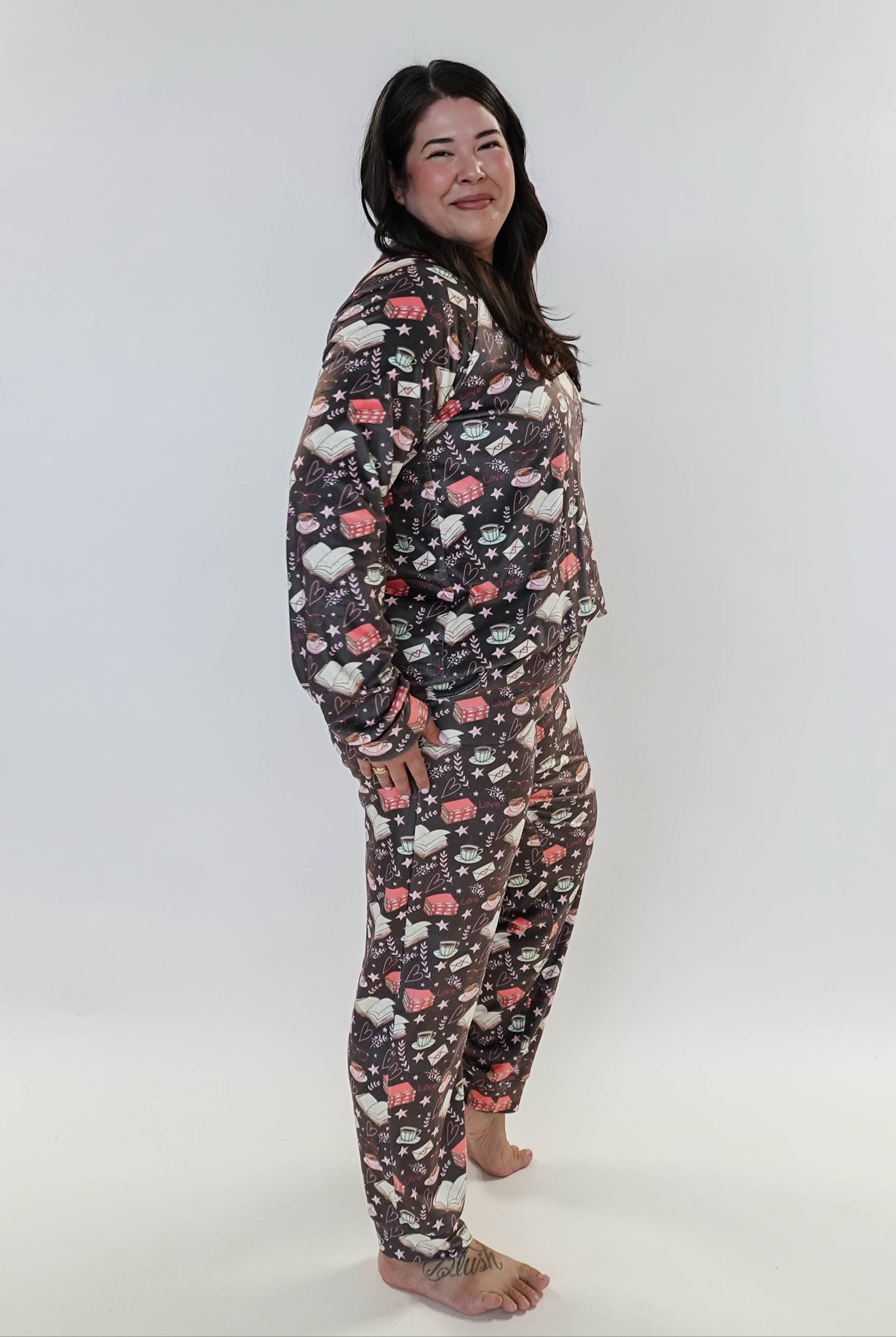 Women's velour printed loungewear set Book Club Print MIRANDA NIC