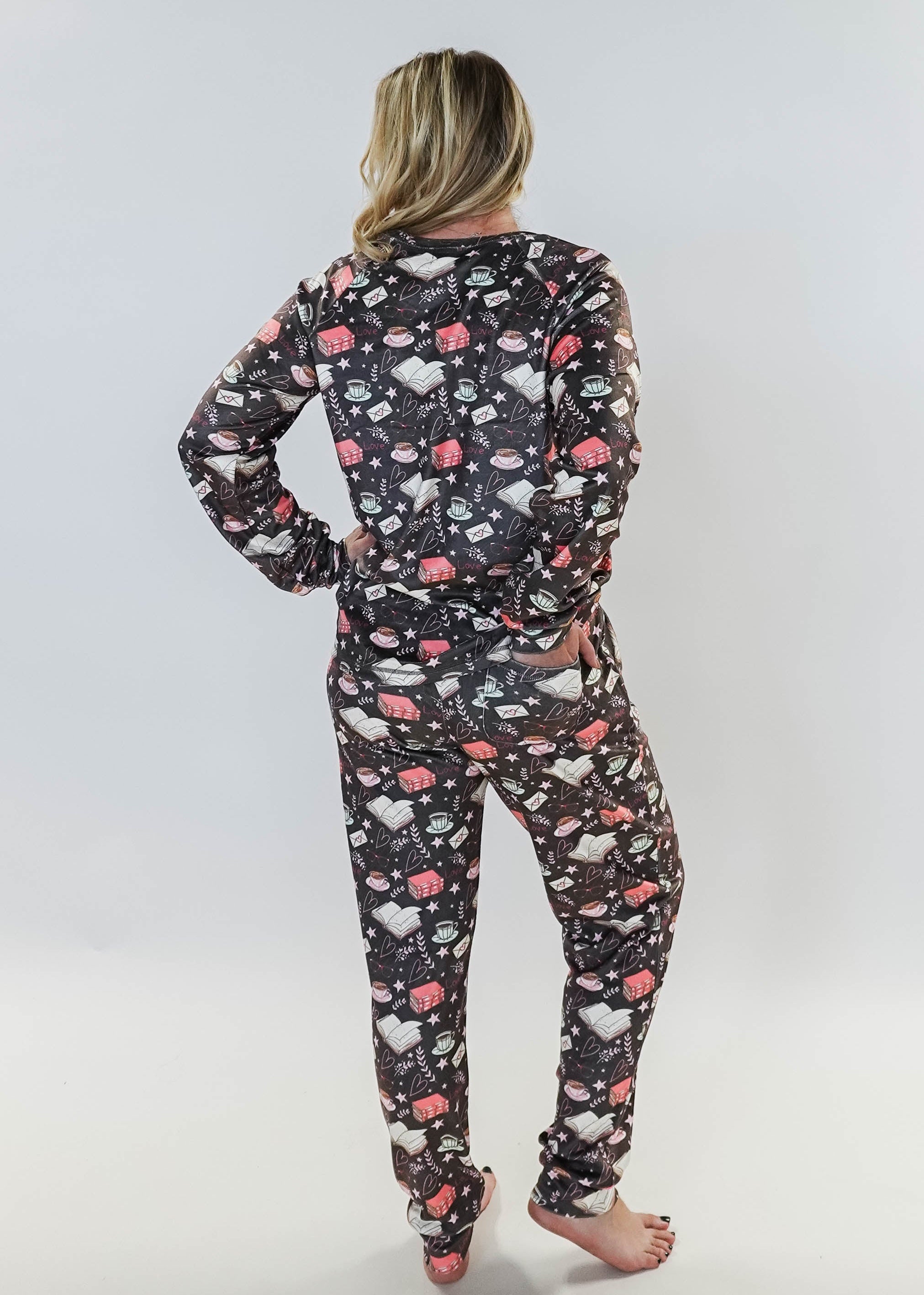 Women's velour printed loungewear set Book Club Print MIRANDA NIC