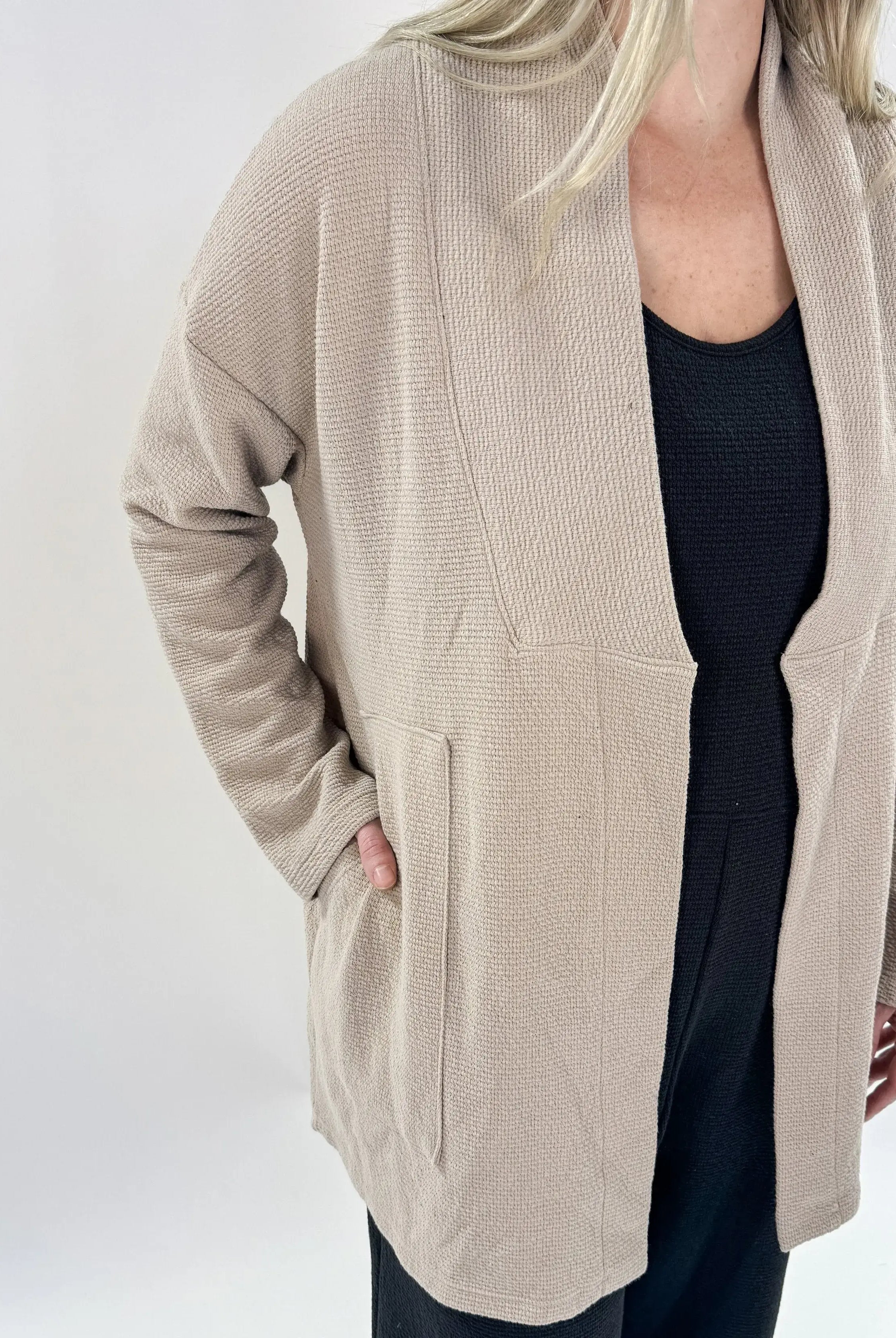 Cardigan Cloud Knit Pockets
