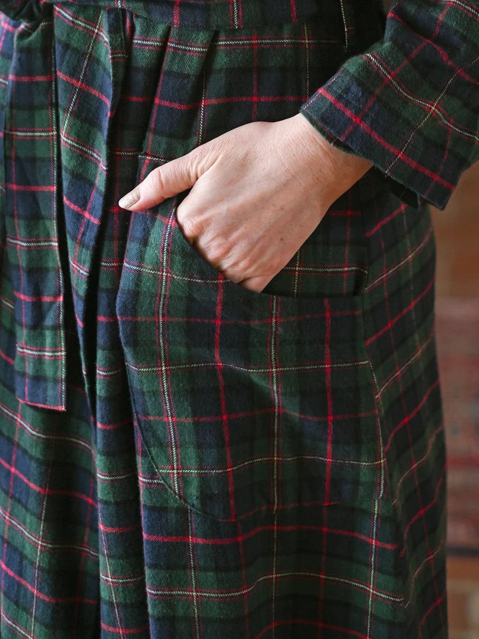 April Cornell Saratoga Dressing Gown front pocket and sash detail — Cloud Nine Pajamas