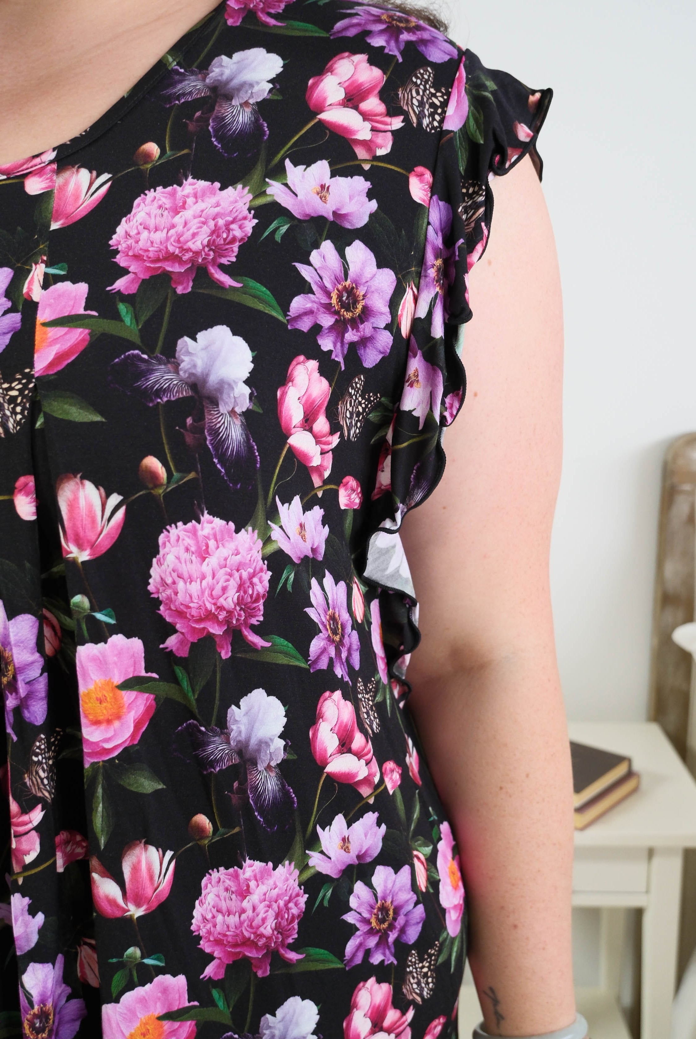 Georgia Rylan women's bamboo flutter sleeve nightgown dress in Dreamy Blooms black floral print - Cloud Nine Pajamas Close up of Flutter Sleeve