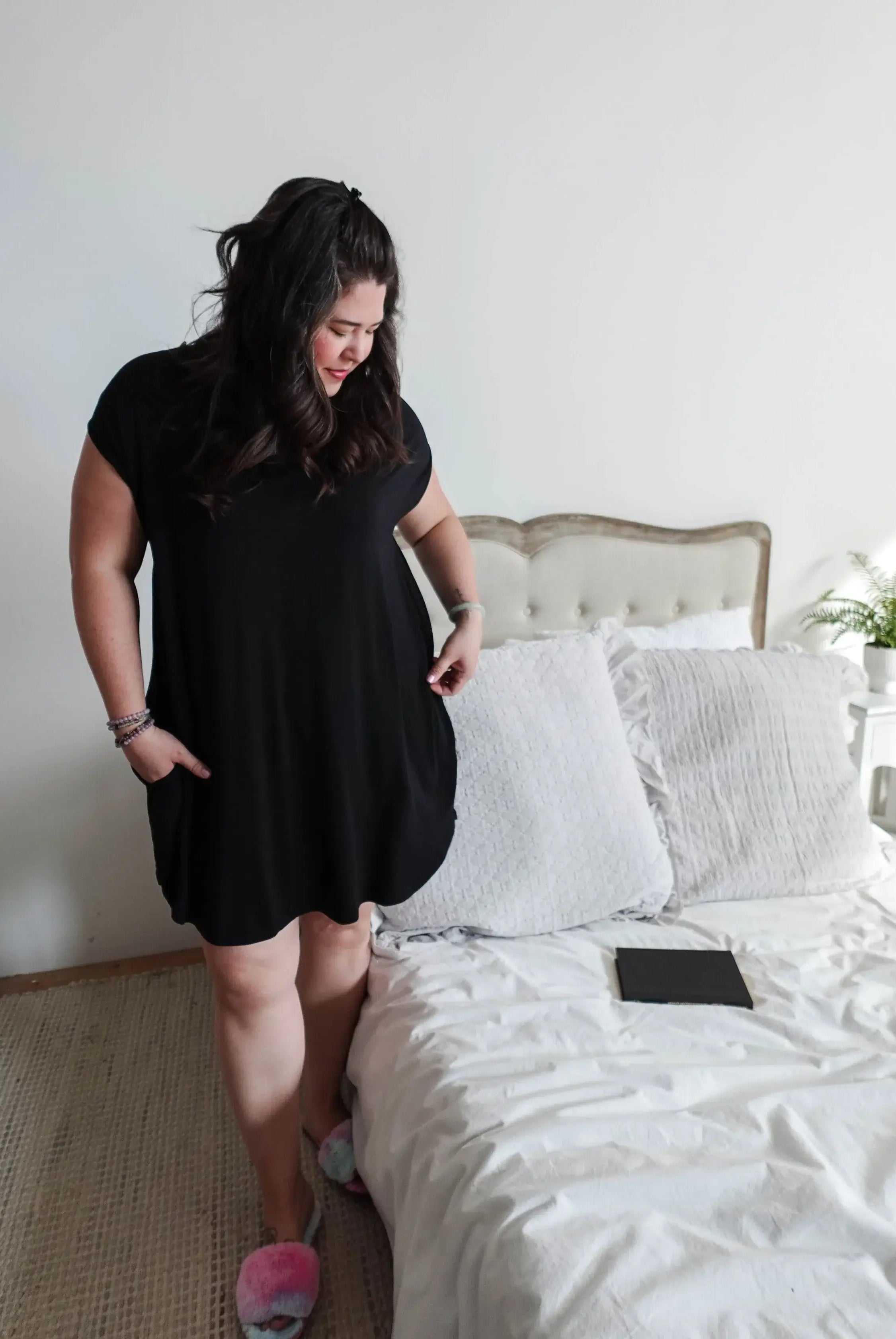 Black Beauty Dress Pleated with Pockets Bamboo | Georgia Rylan
