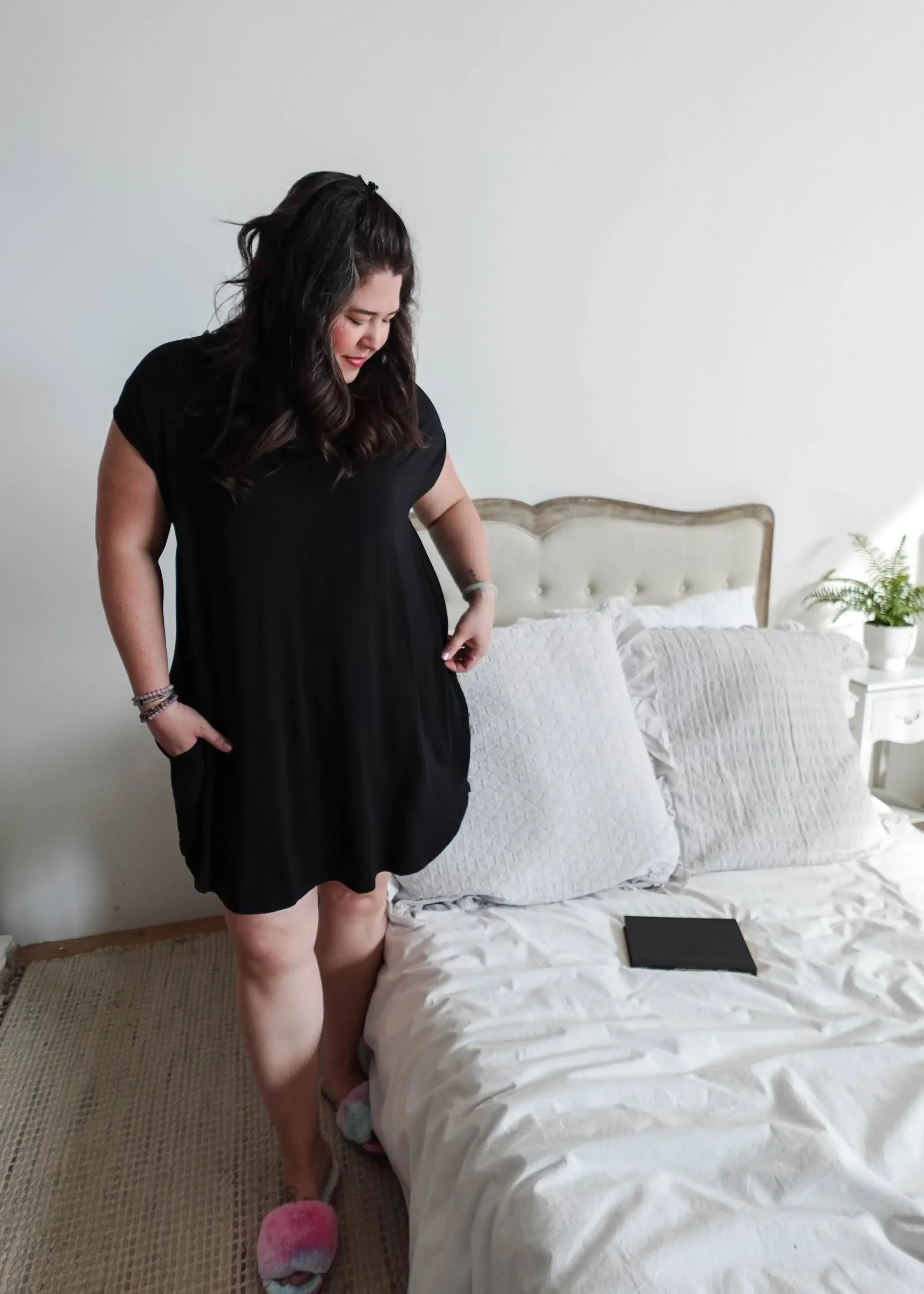 Black Beauty Dress Pleated with Pockets Bamboo | Georgia Rylan