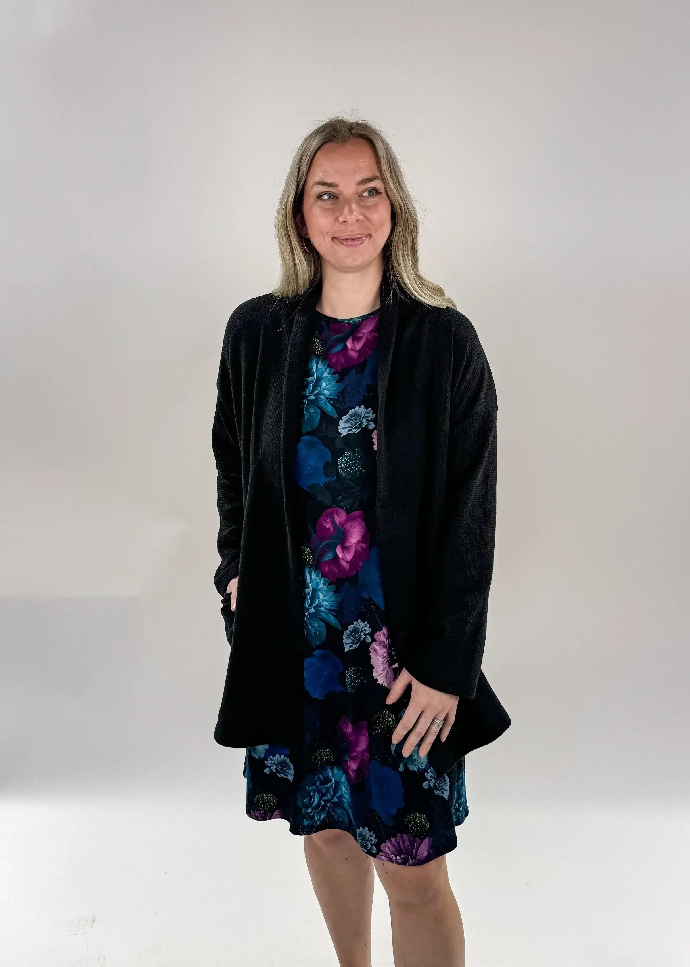 Cardigan Cloud Knit Pockets black