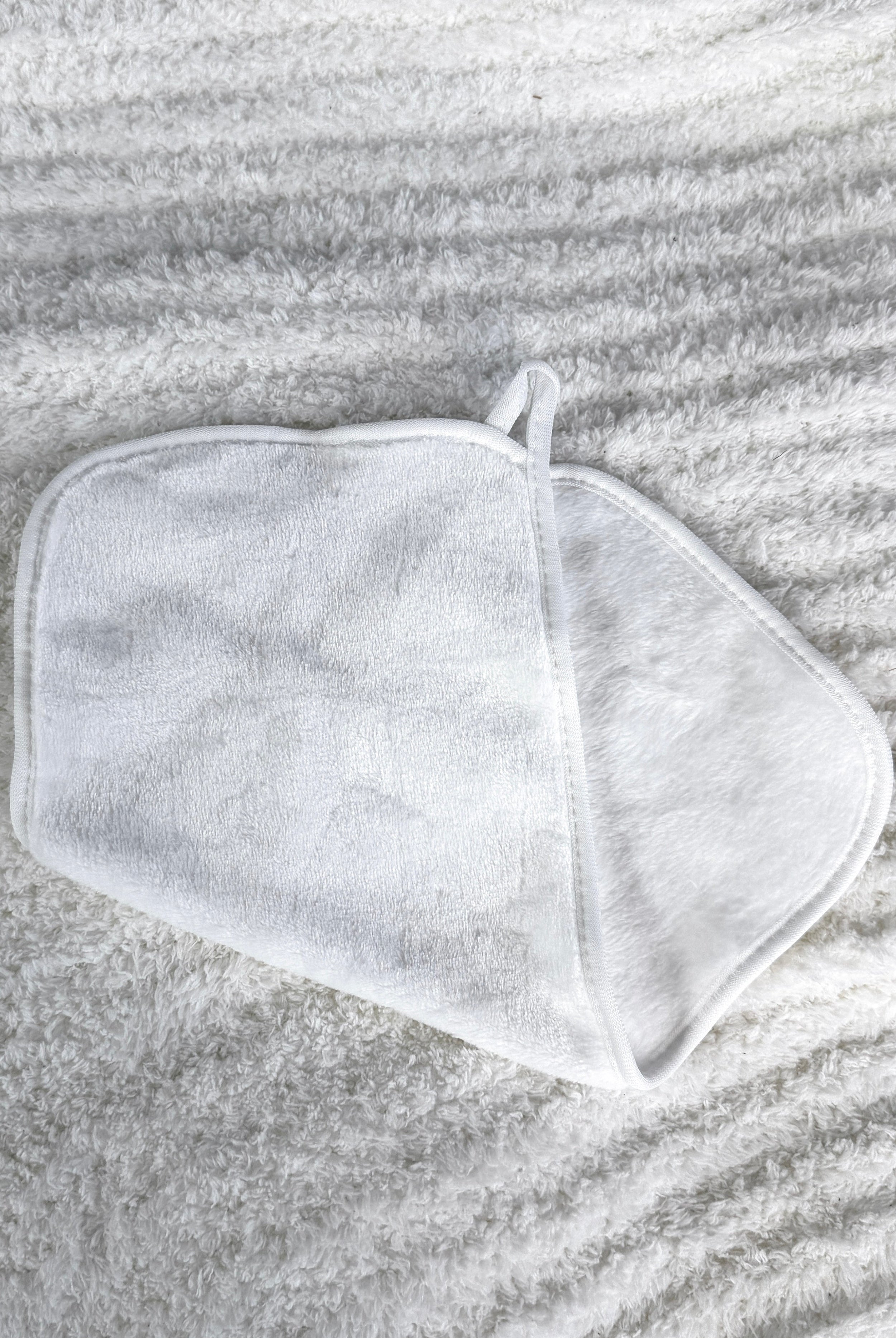 white remove it cloth showing texture of cloth on both sides