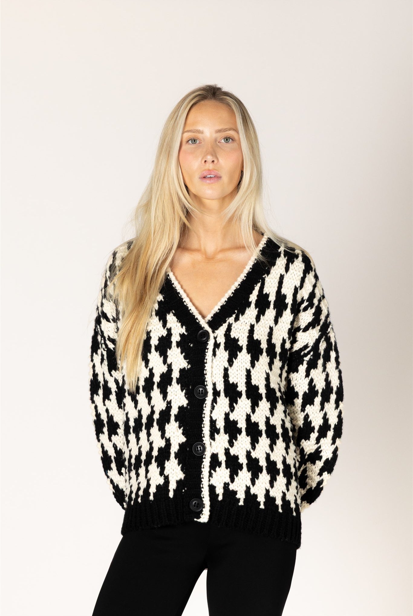 Lyla & Luxe Libby houndstooth knit detail close-up — Cloud Nine Pajamas