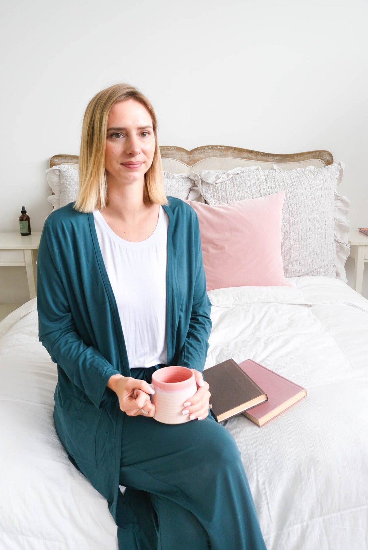 Georgia Rylan Midnight Teal Long Cardigan with Pockets lifestyle model — Cloud Nine Pajamas Edmonton
