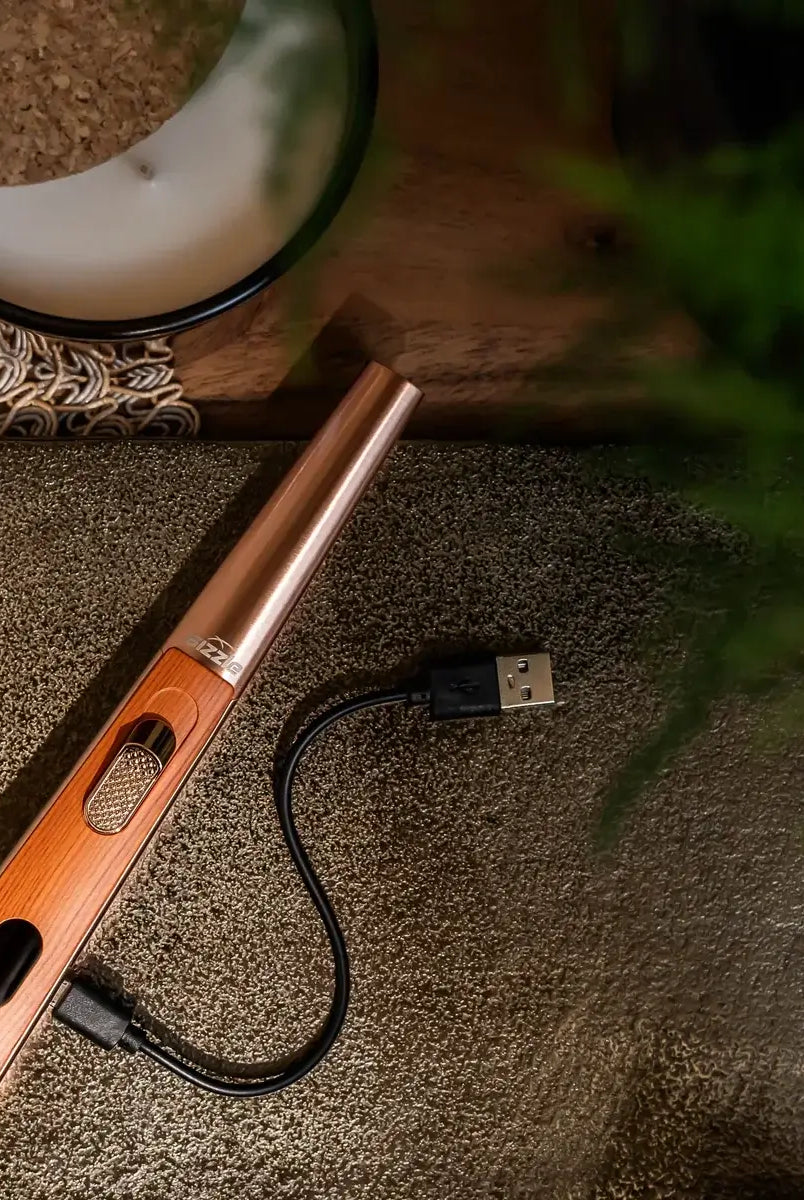 all-groups sizzle lux usb lighter Sizzle LUX USB Rechargeable Plasma Arc Lighter | Black, Walnut or Oak Wood Grain