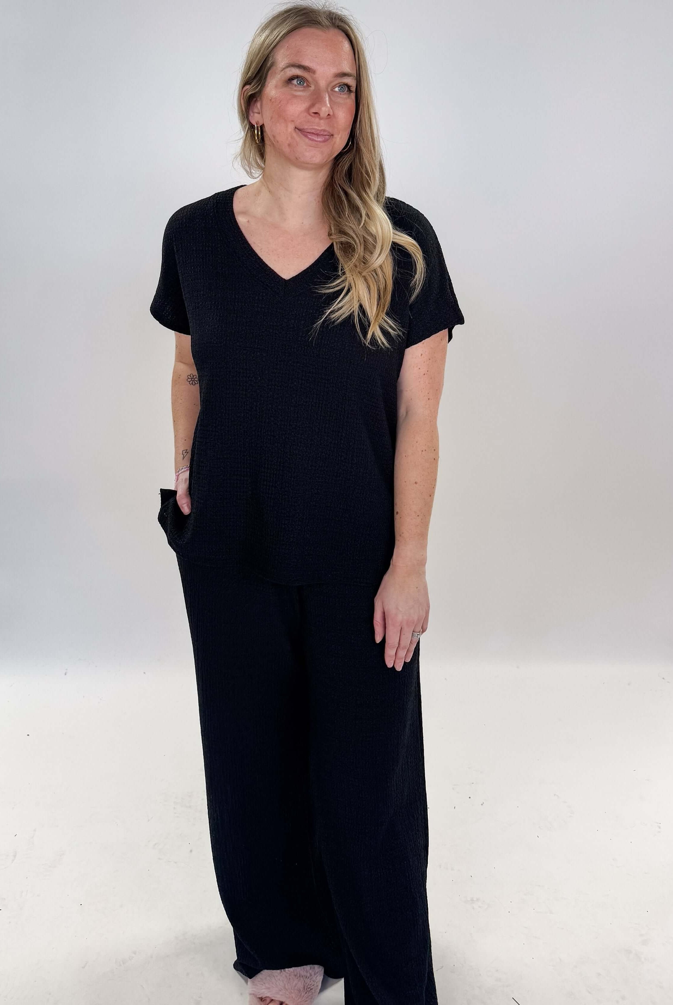 PJ Tee V Neck/ Straight Leg Pant Crepe Knit