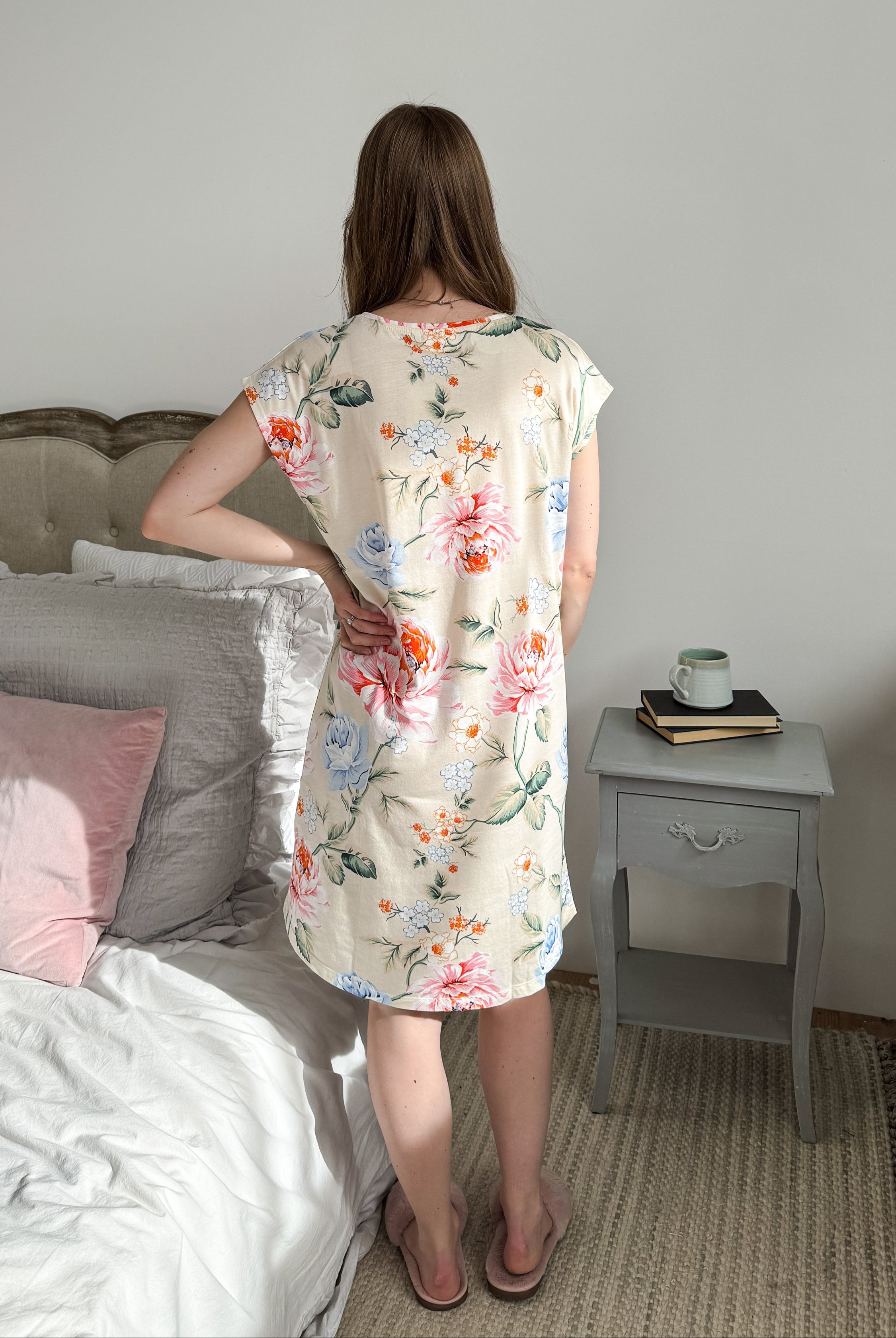 Ringella Peony Print Sleeveless Nightdress – Breathable, Floral, Stylish