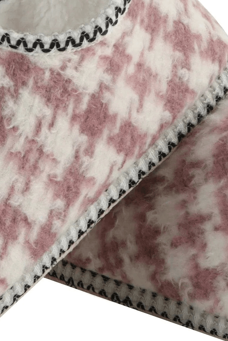 Snoozies Women's Houndstooth Cabin Bootie Pink