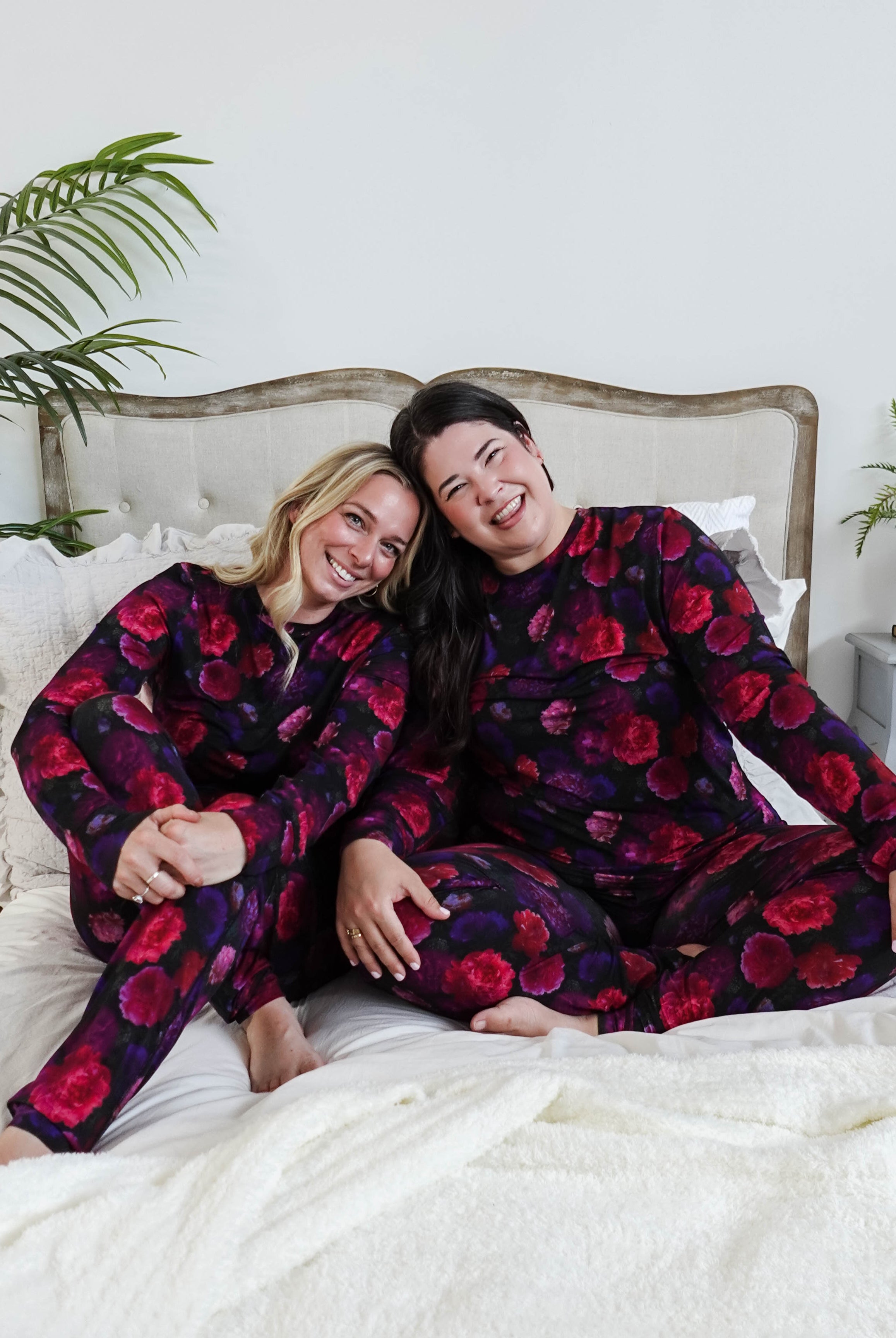 Women's Bamboo Loungewear Jogger Set Printed Floral GEORGIA RYLAN Winter Blossom Long Sleeve Jogger Bamboo PJ Set