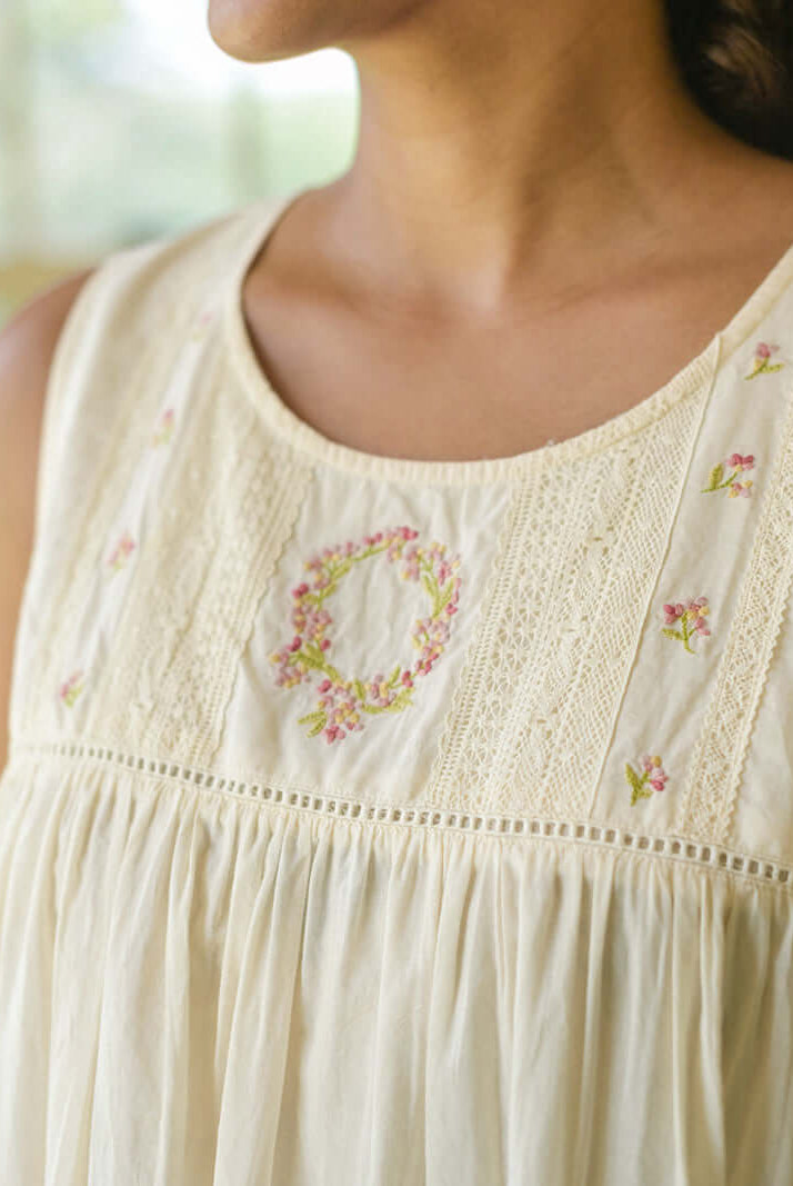 April Cornell Pocket Posies Cotton Nighty - Ecru