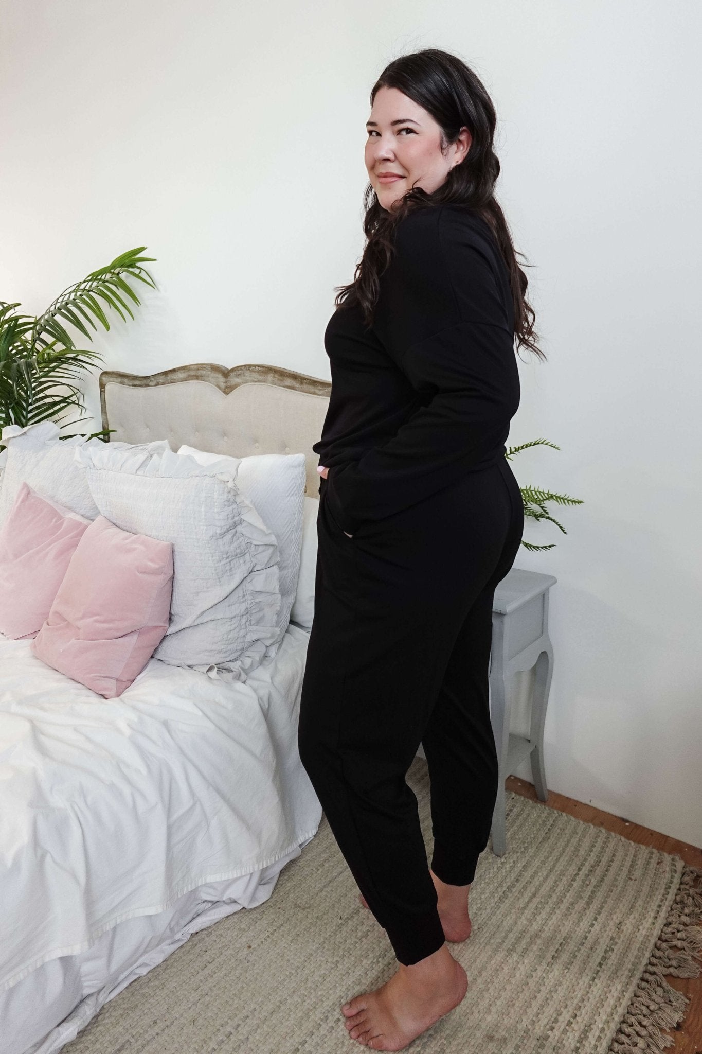 women's black lounge set with long sleeve top and jogger MIRANDA NIC Bamboo Blend
