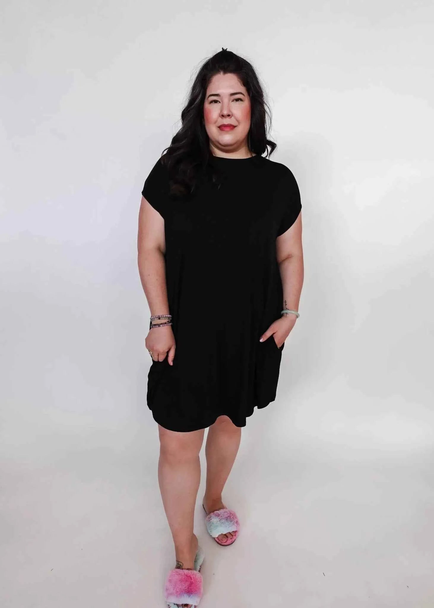 Georgia Rylan Women's Bamboo Pleated Dress with Pockets in Black