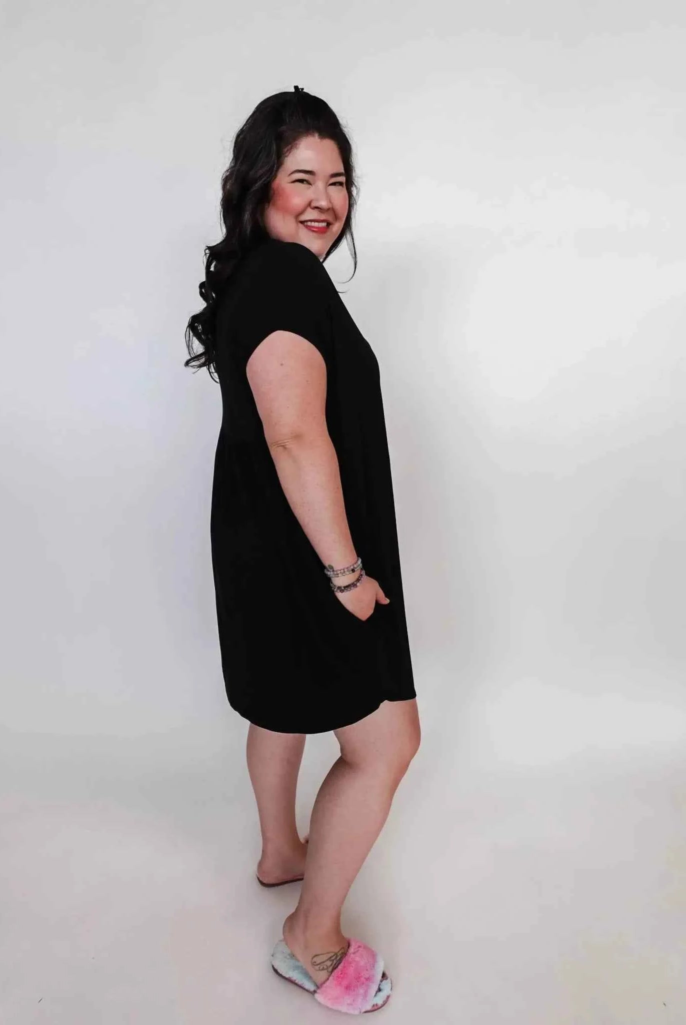 Georgia Rylan Women's Bamboo Pleated Dress with Pockets in Black