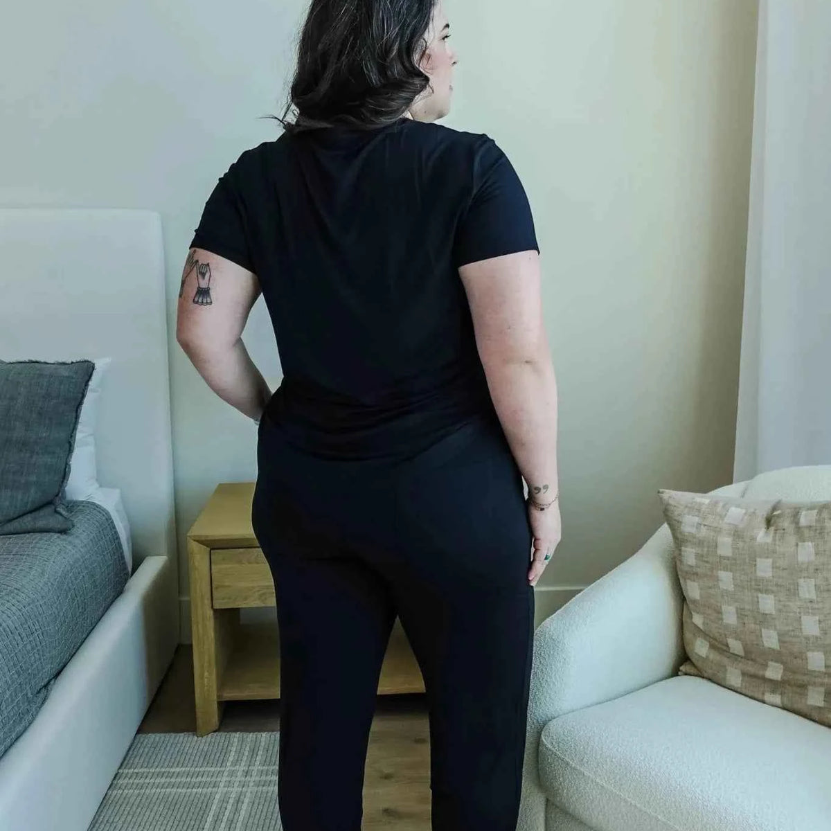 Georgia Rylan Women's Bamboo Short Sleeve Tee and Jogger Pant Lounge Set in Black