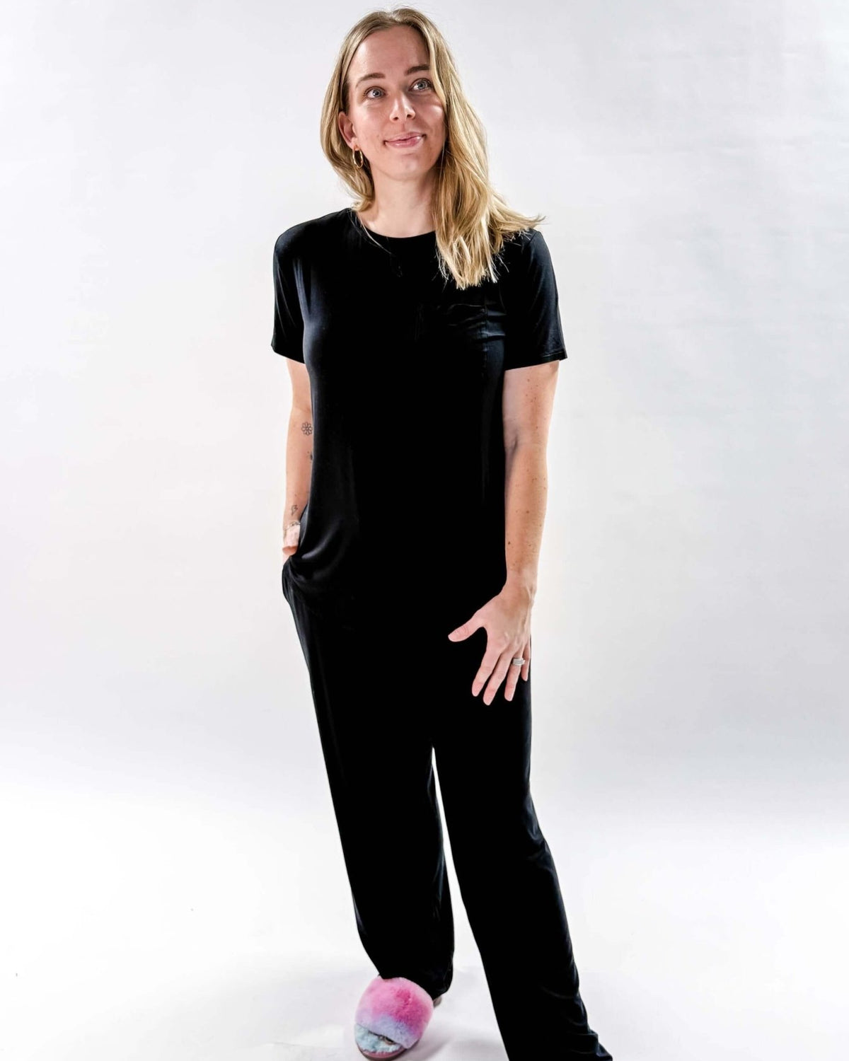 Black Tee/Straight Pant Bamboo Loungewear Set | Georgia Rylan classic black lounge set for women showing shirt untucked