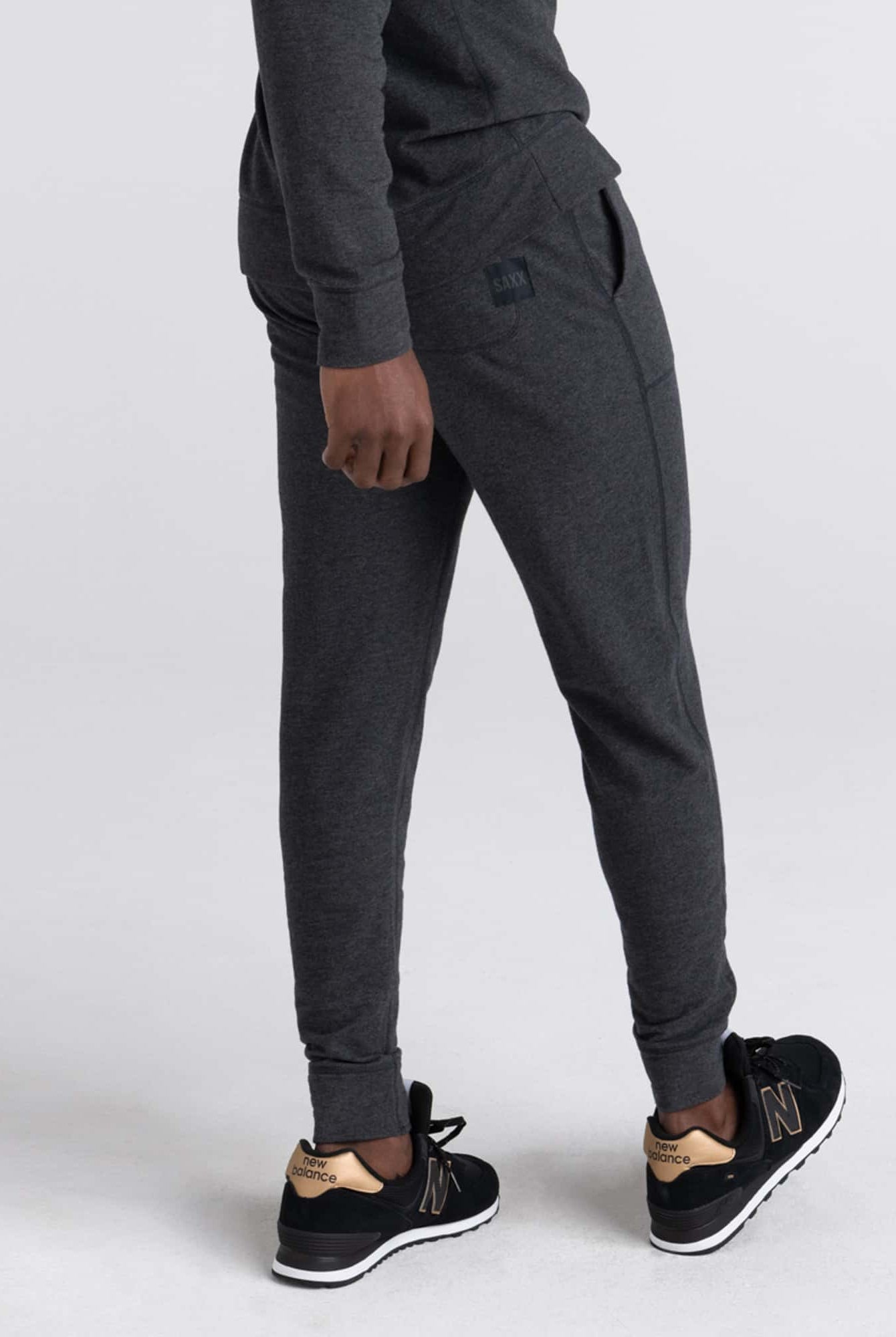 men's 3six five jogger sweatpant in black by Saxx