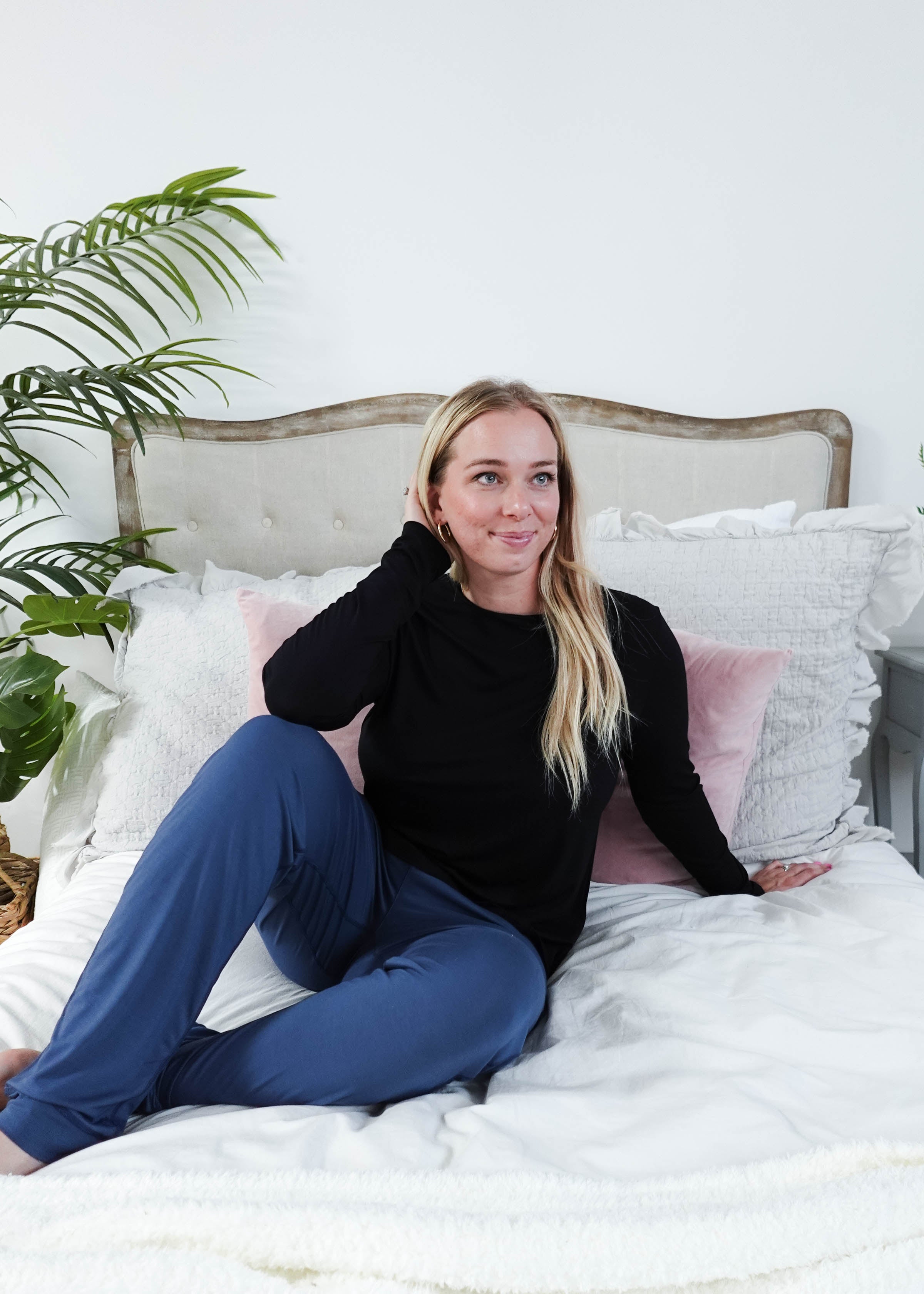 women's long sleeve black crew neck top bamboo georgia rylan