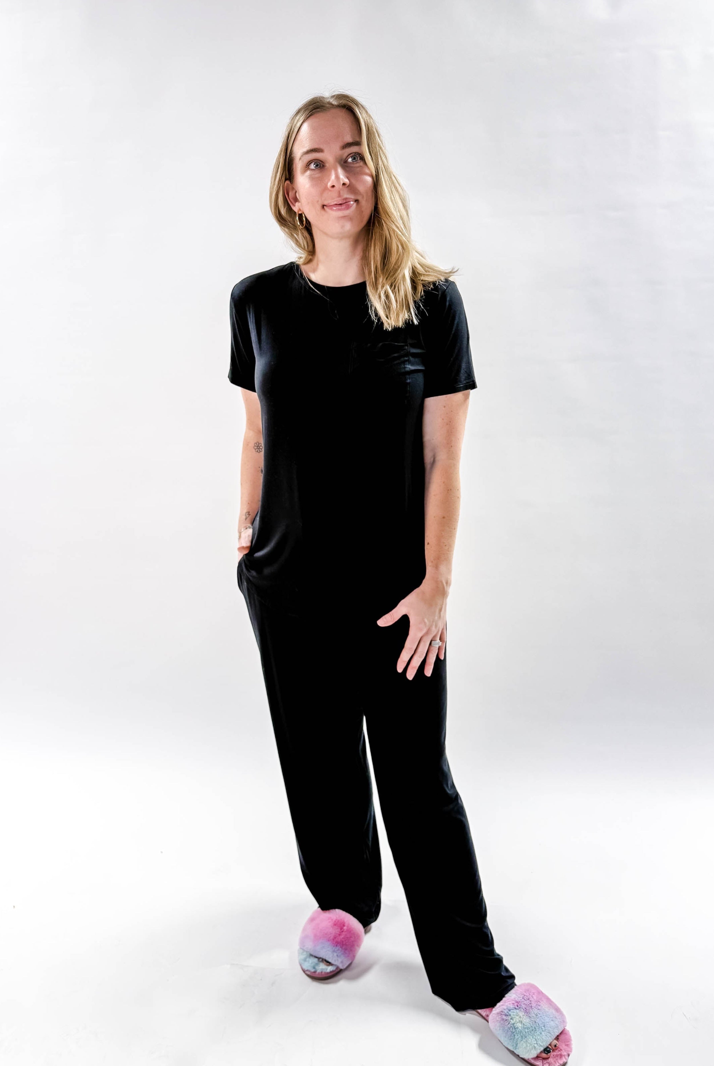 Black Tee/Straight Pant Bamboo Loungewear Set | Georgia Rylan classic black lounge set for women showing shirt untucked