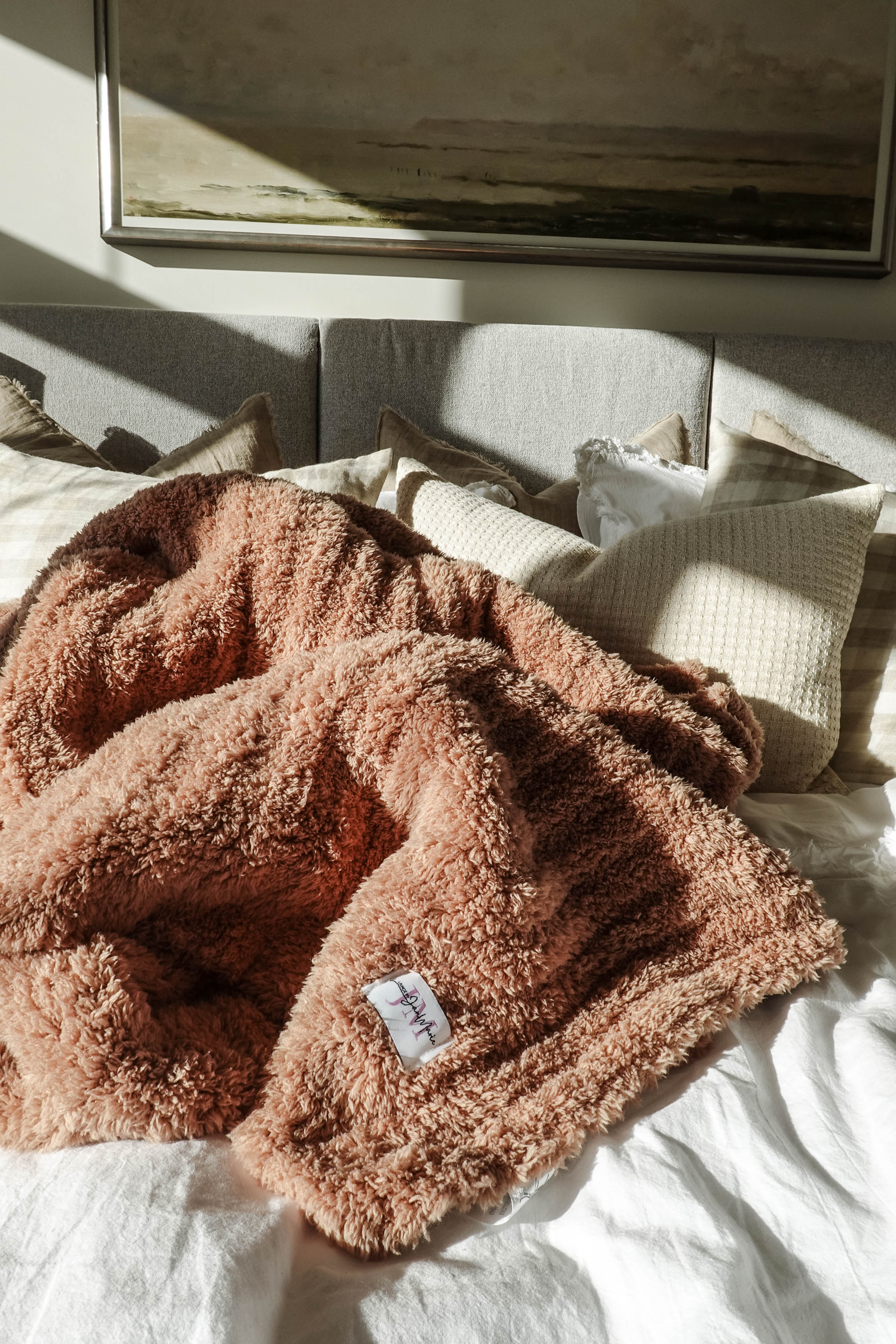 mocha brown super soft oversized throw blanket in polyester blend. Washable.