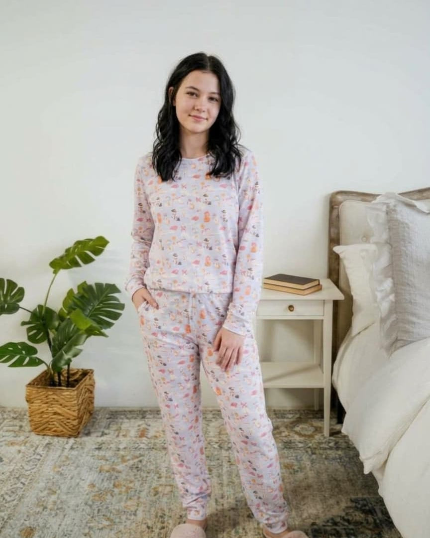 Miranda Nic Catwalk Kitties Purple Velour PJ Set teen model front view size small — Cloud Nine Pajamas Edmonton