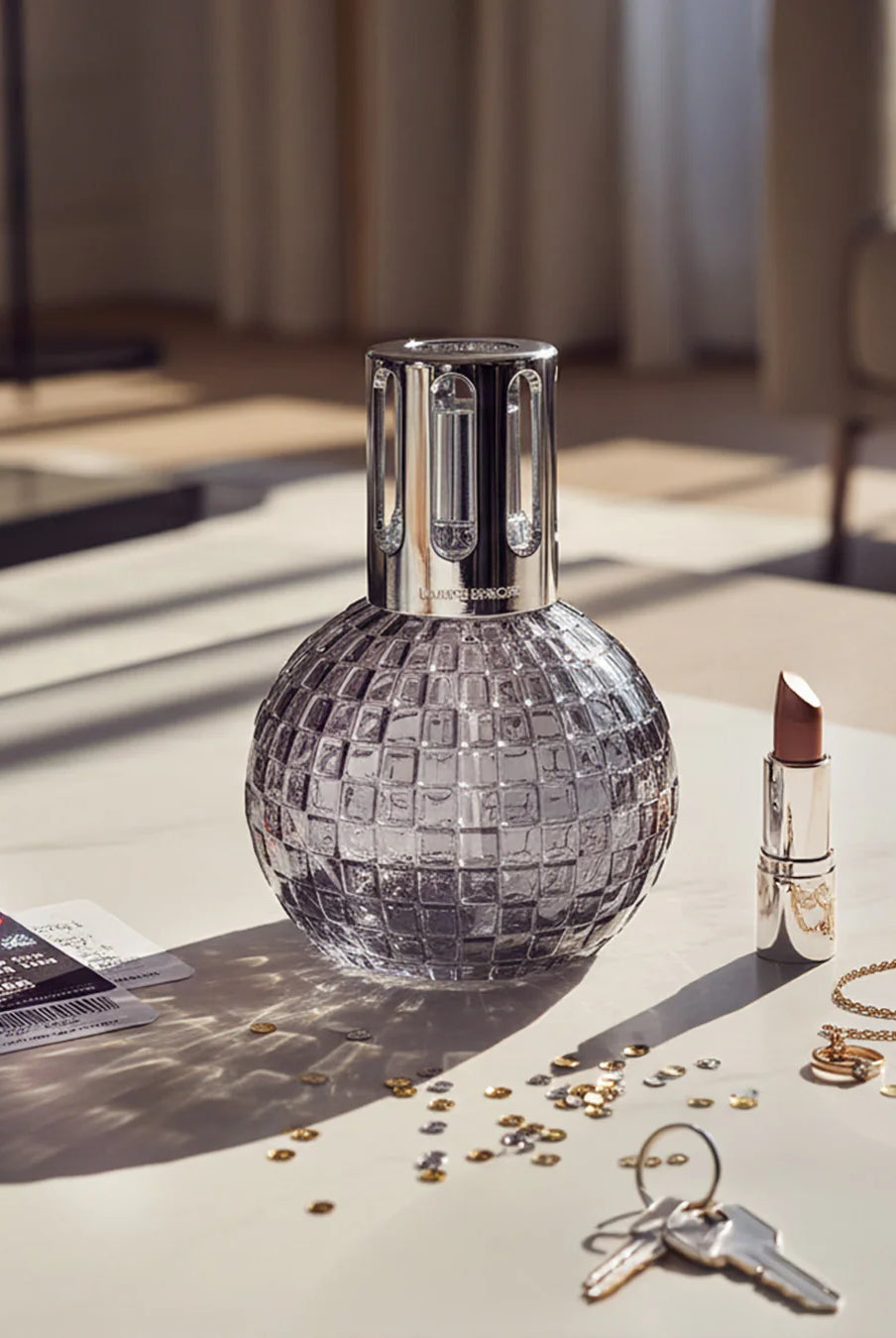 Maison Berger Paris Disco Fragrance Lamp Gift Set in grey with fragrance bottle, ideal for home décor and luxe scent.