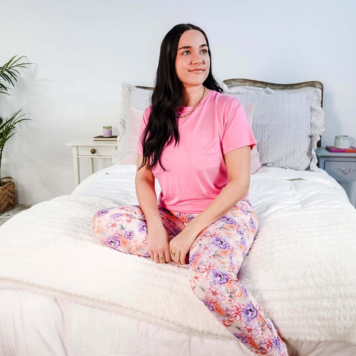 Bubblegum Pink/Dream In Blooms Tee & Jogger Bamboo Lounge Set