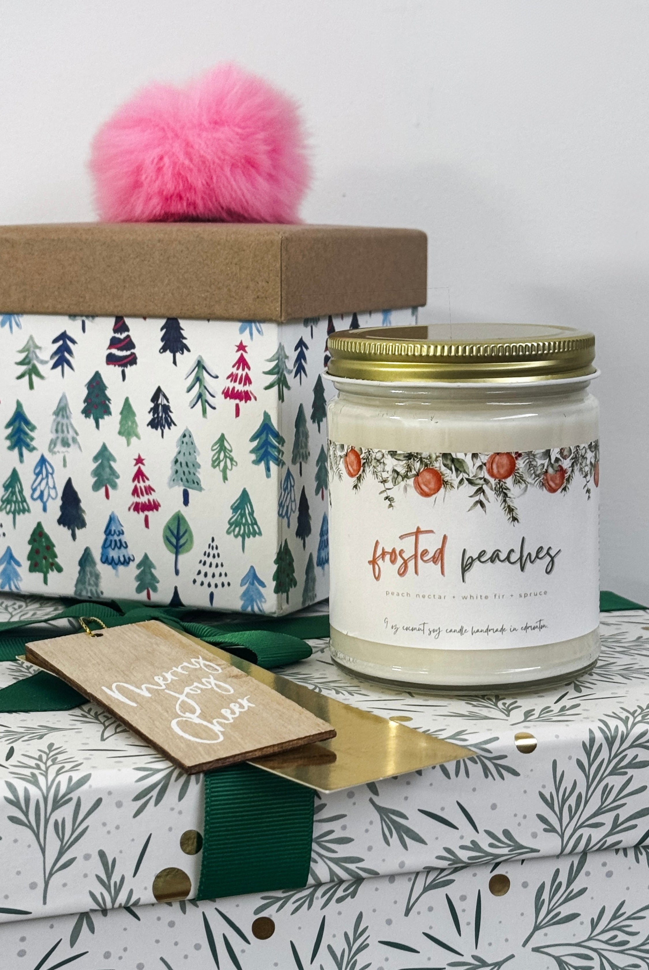 Frosted Peaches 9oz Candle - Peach Nectar + White Fir + Spruce Coconut Soy Wax