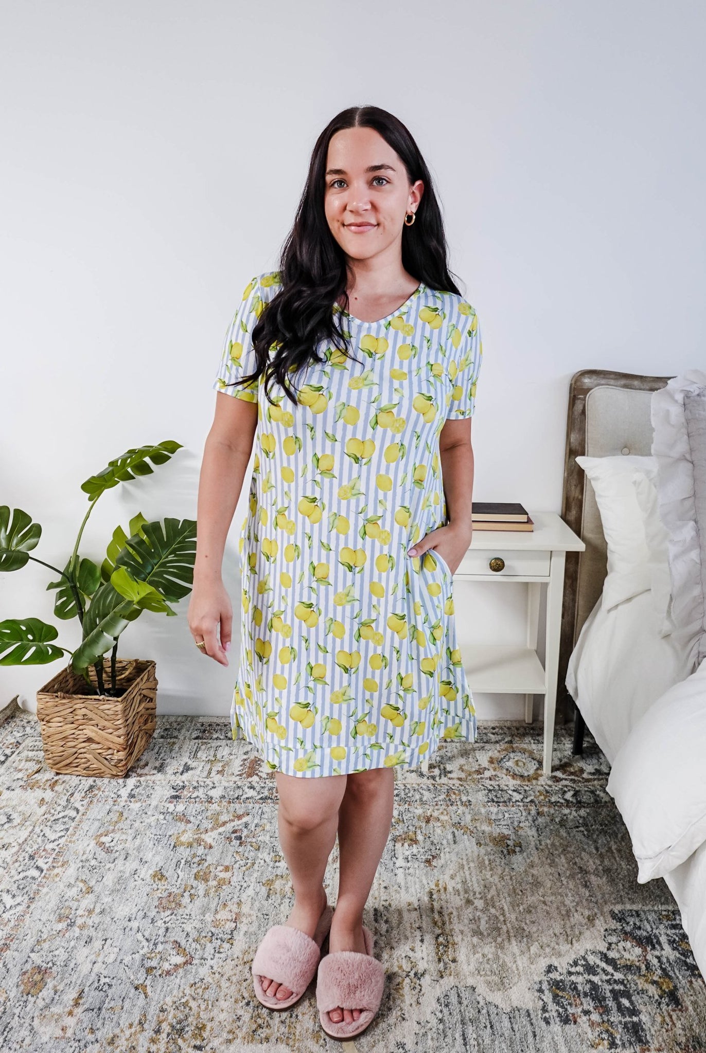 Georgia Rylan Bamboo V-Neck Nightshirt with Pockets | Limoncello Print