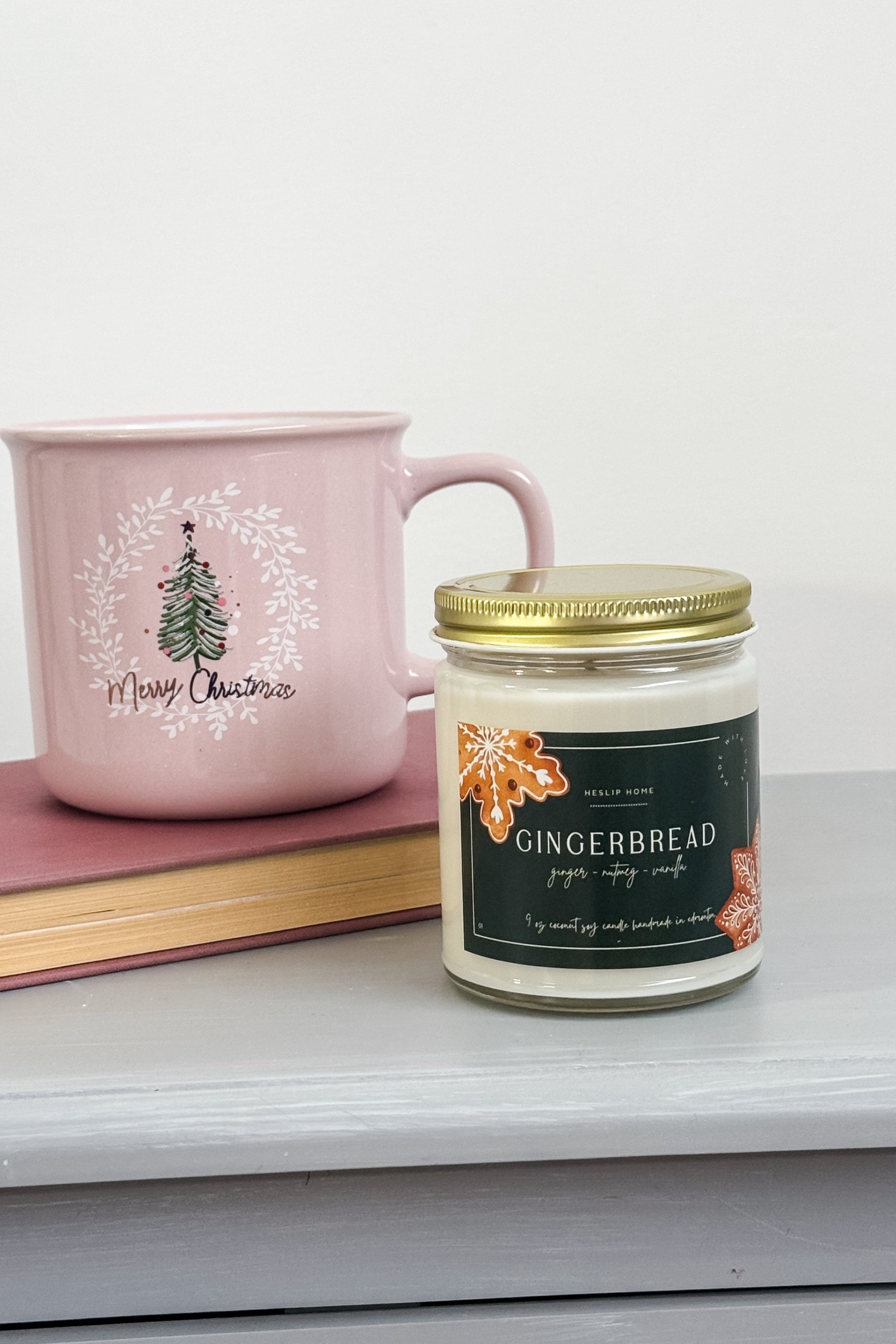 gingerbread scent coconut soy wax candle handpoured