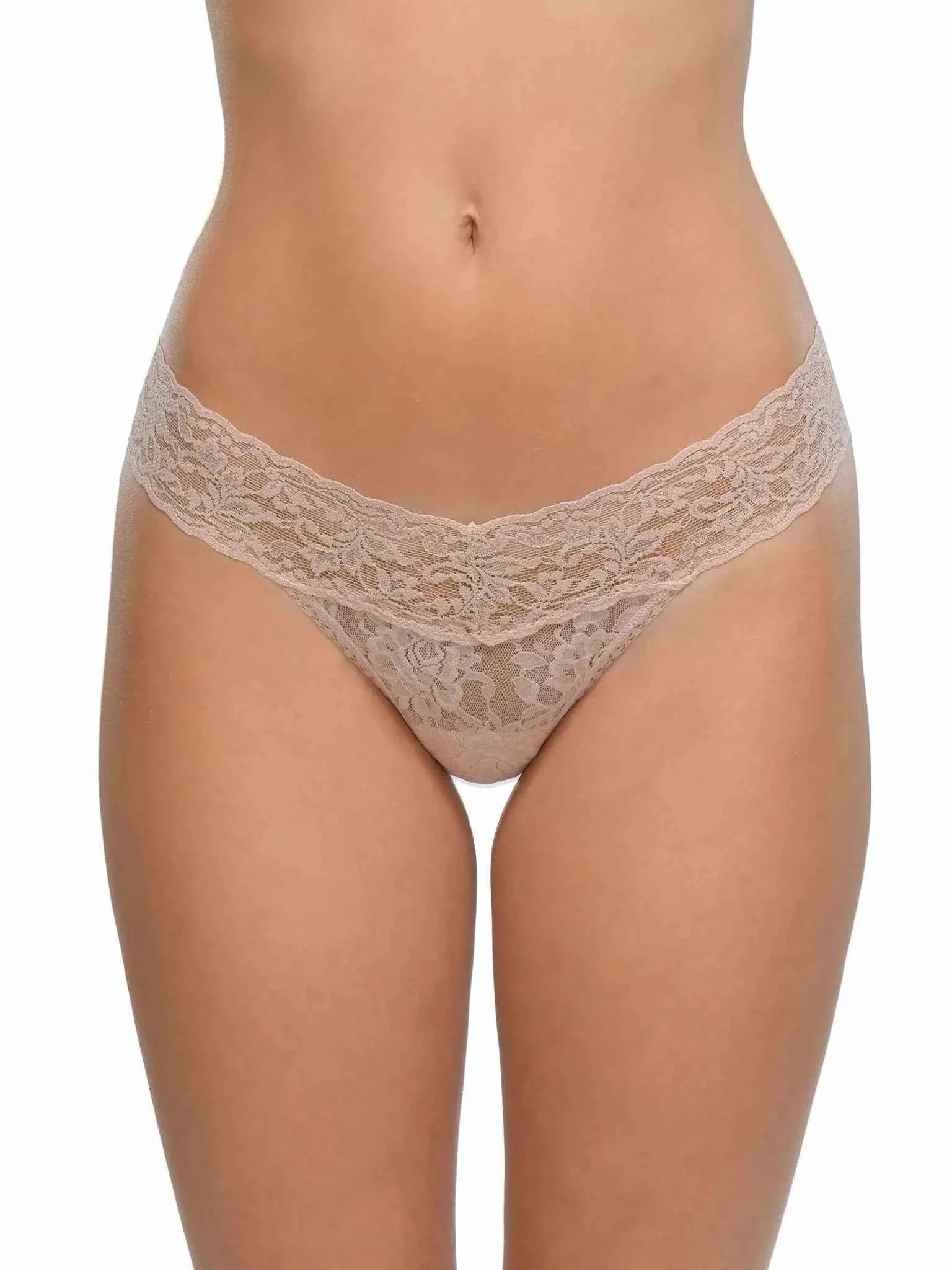 Hanky Panky Women's Signature Stretch Lace Low Rise Thong One Size Fits Most