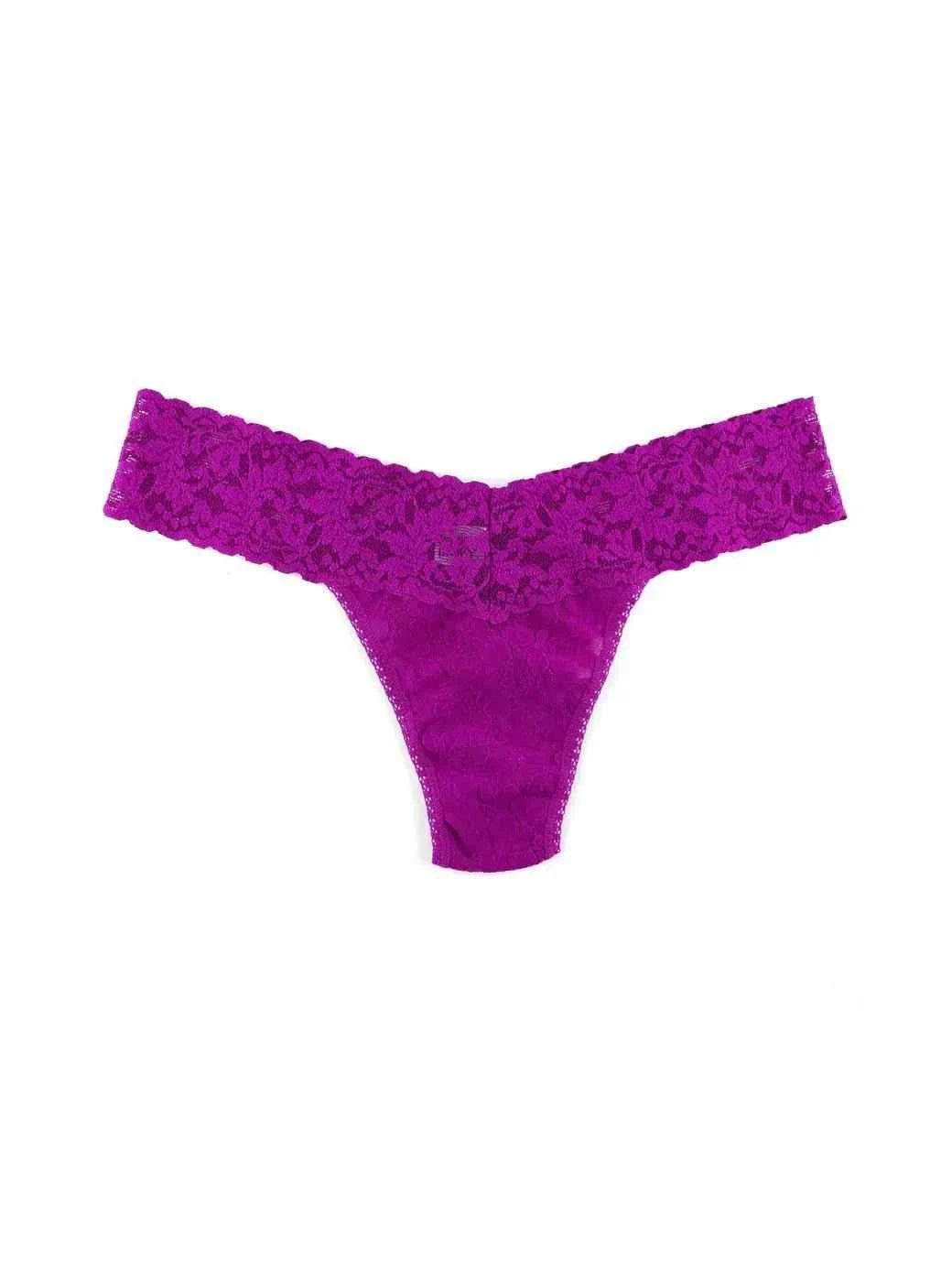 Hanky Panky Women's Signature Stretch Lace Low Rise Thong One Size Fits Most