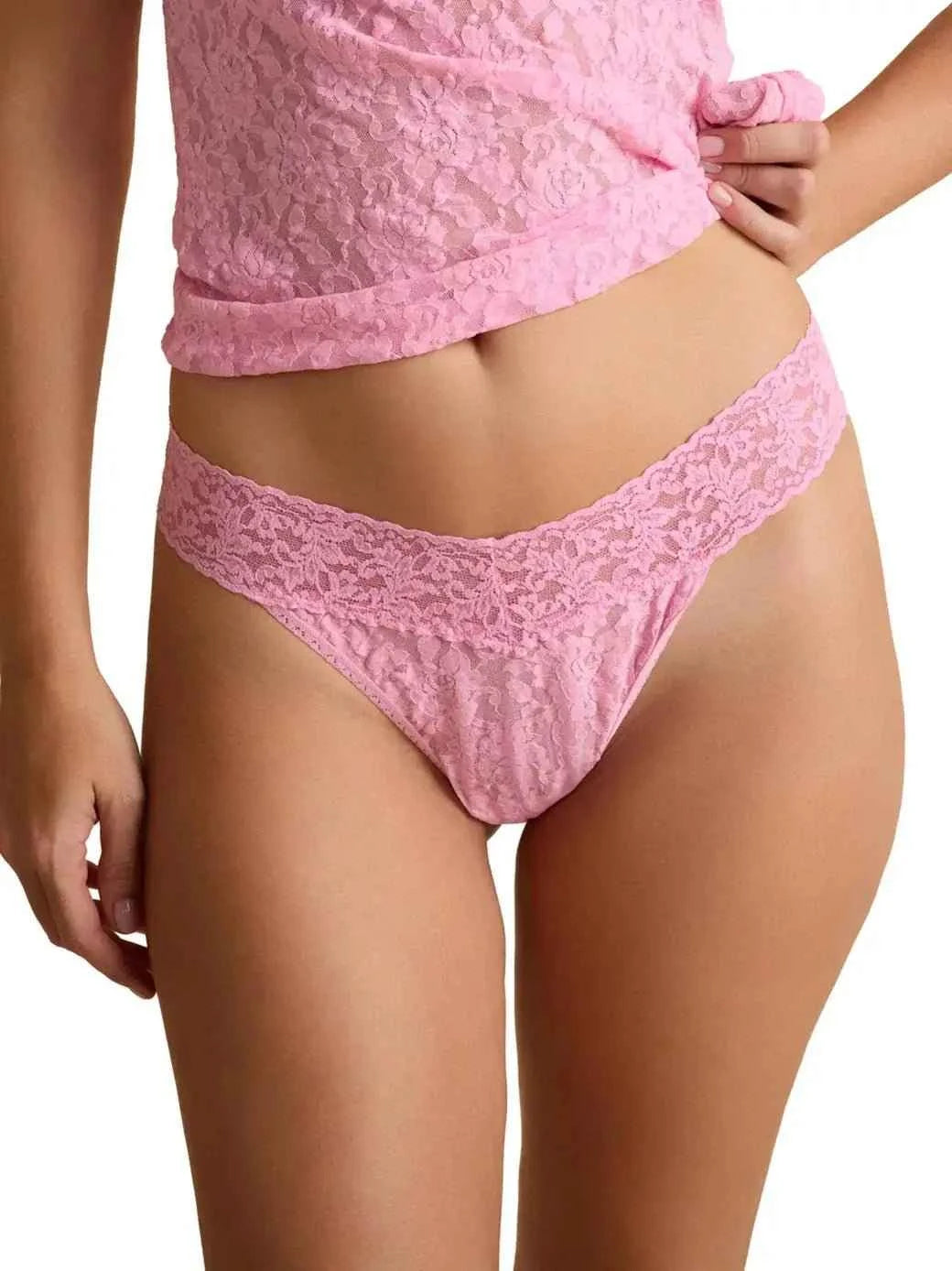 Hanky Panky Women's Signature Stretch Lace Original Rise Thong One Size Fits Most
