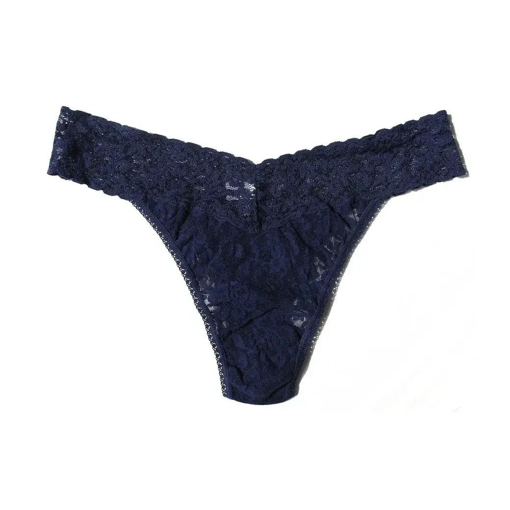 Hanky Panky Original Rise Thong – Signature Lace in navy blue, designed for comfort and style, one size fits most.