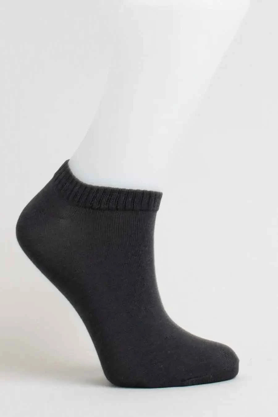Ladies Bamboo Ankle Socks – Soft, Moisture-Wicking Trainer Socks