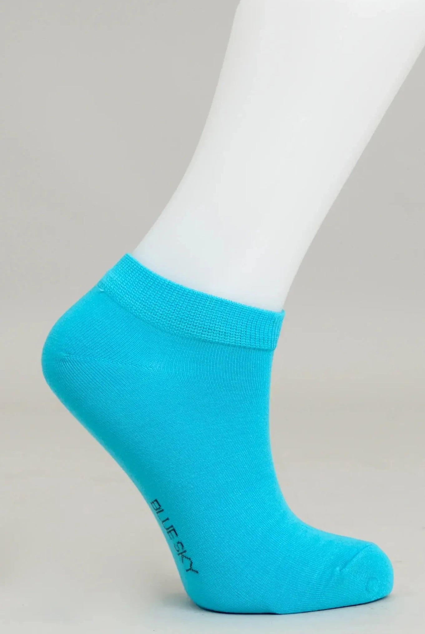 Ladies Bamboo Ankle Socks in vibrant turquoise for comfort and moisture-wicking performance.