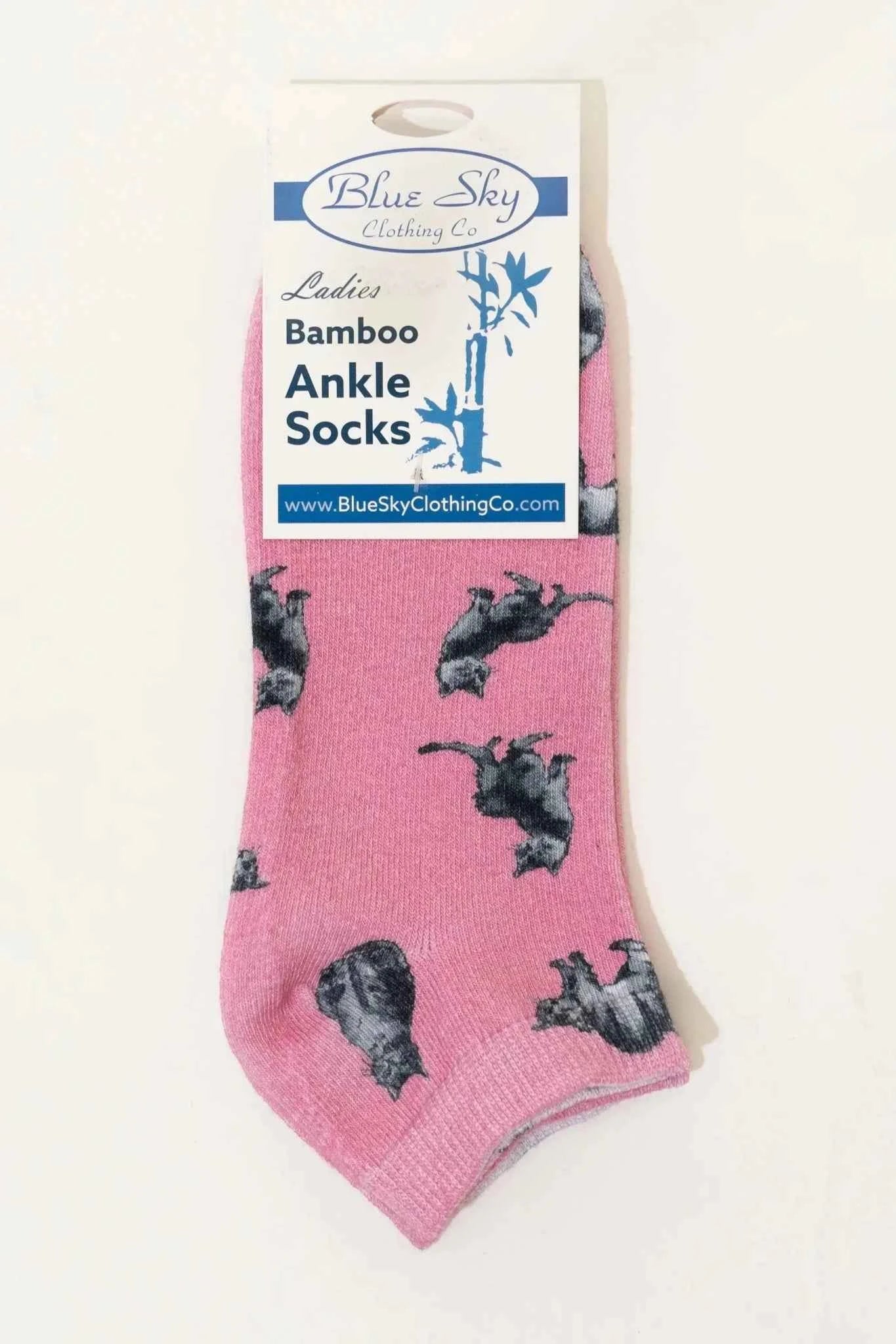 Ladies Bamboo Ankle Socks – Soft, Moisture-Wicking Trainer Socks