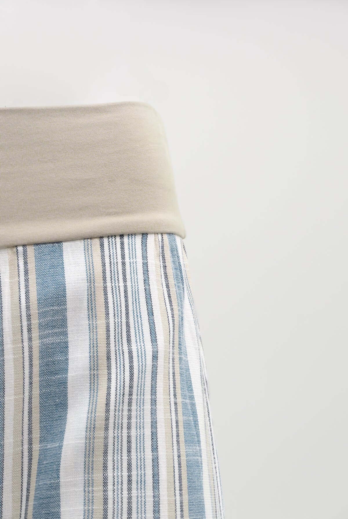 Landon Capri – Striped Linen-Bamboo Wide-Leg Cropped Pant in Sandstripe, perfect for effortless coastal style.