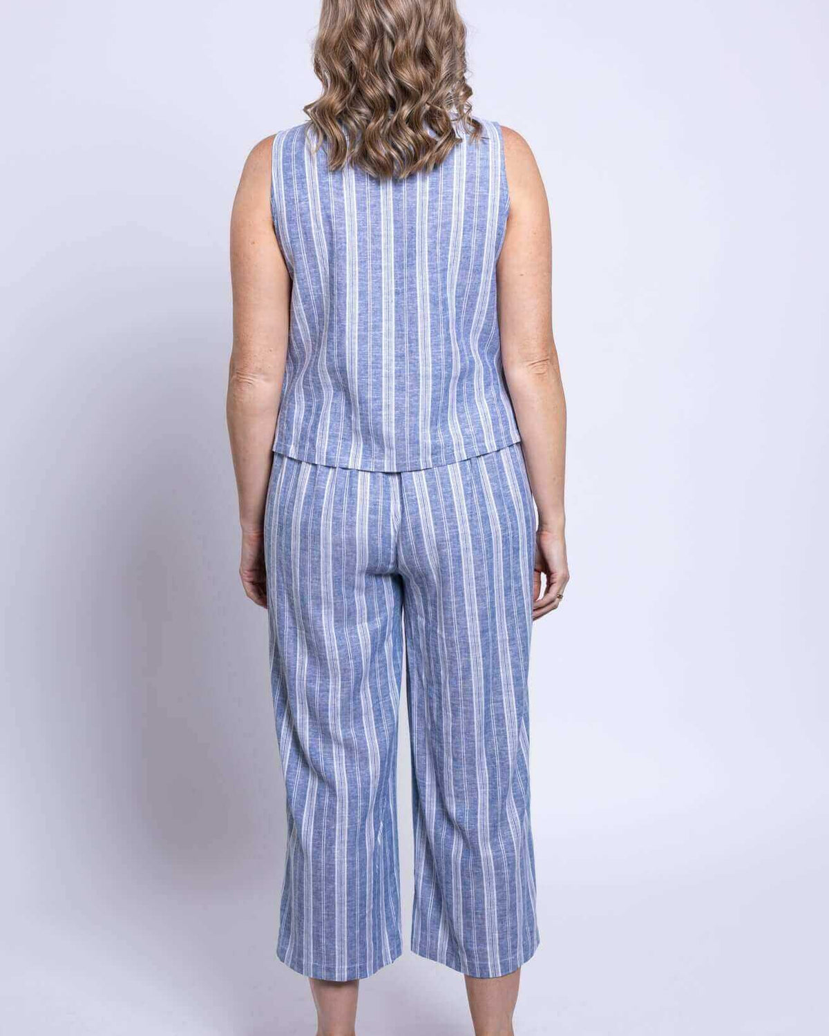 Landon Capri – Striped Linen-Bamboo Wide-Leg Cropped Pant in Sandstripe, perfect for effortless coastal style. Showing back view on model