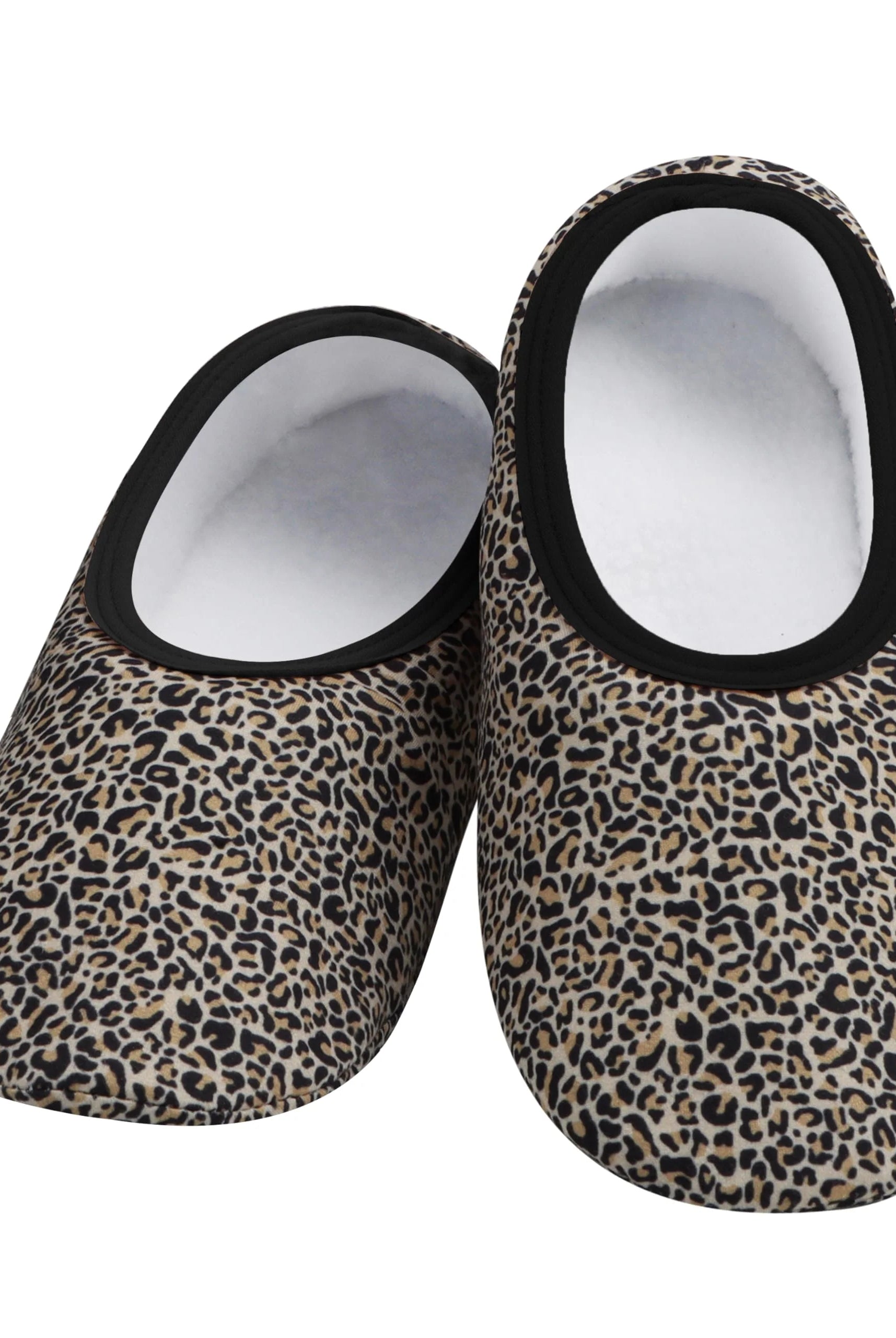 Snoozies Skinnies Lightweight Slipper Socks in Leopard Print - Non-skid Soles