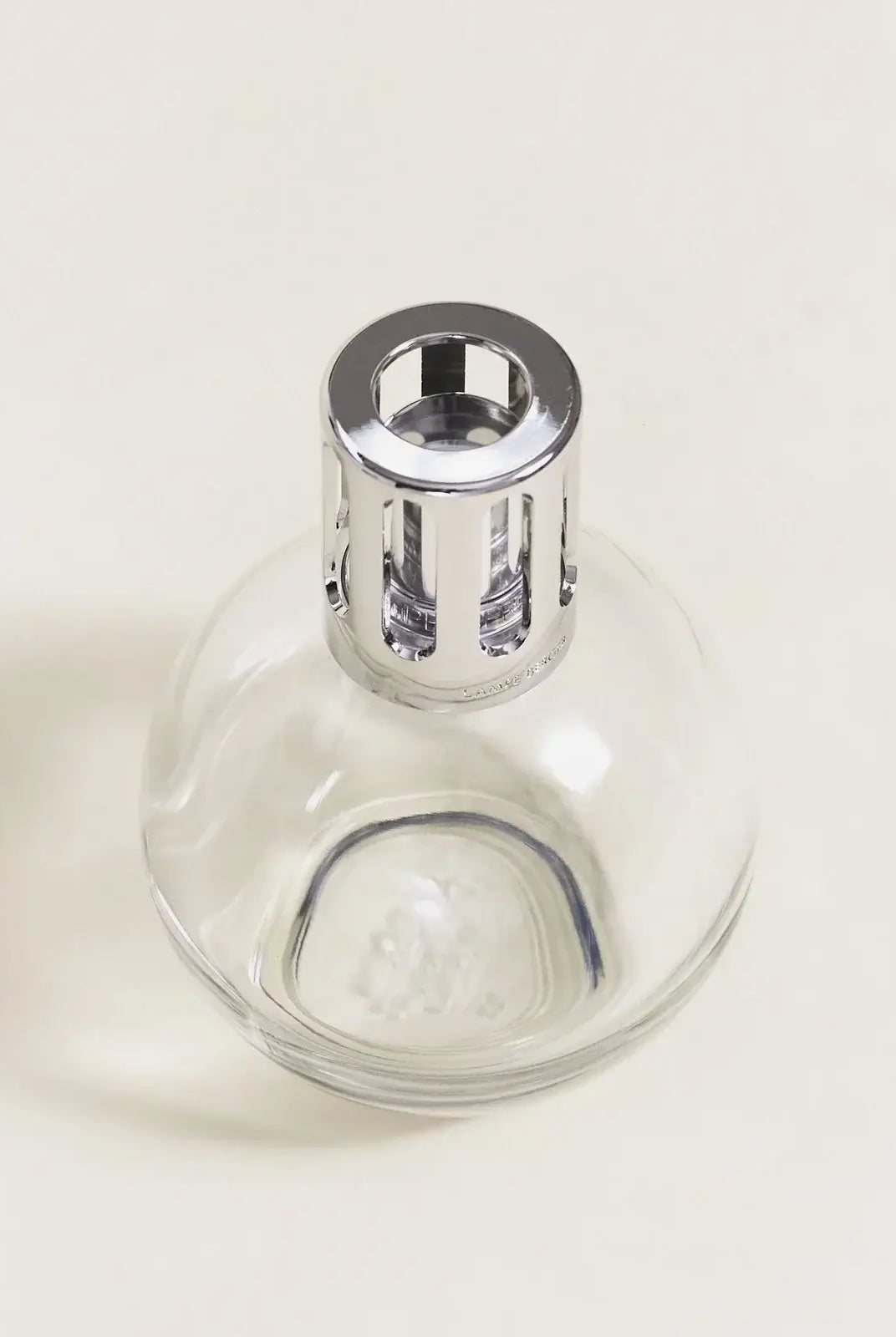 Maison Berger Paris Fragrance Lamp Starter Kit – Round Glass with lamp and fragrance bottles
