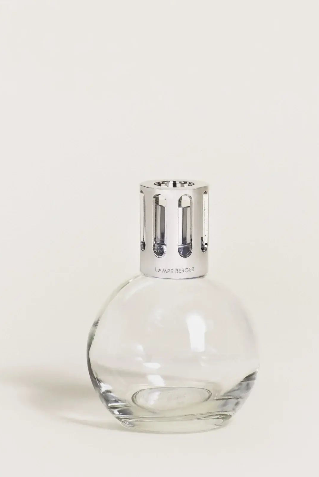 Maison Berger Paris Fragrance Lamp Starter Kit – Round Glass with lamp and fragrance bottles