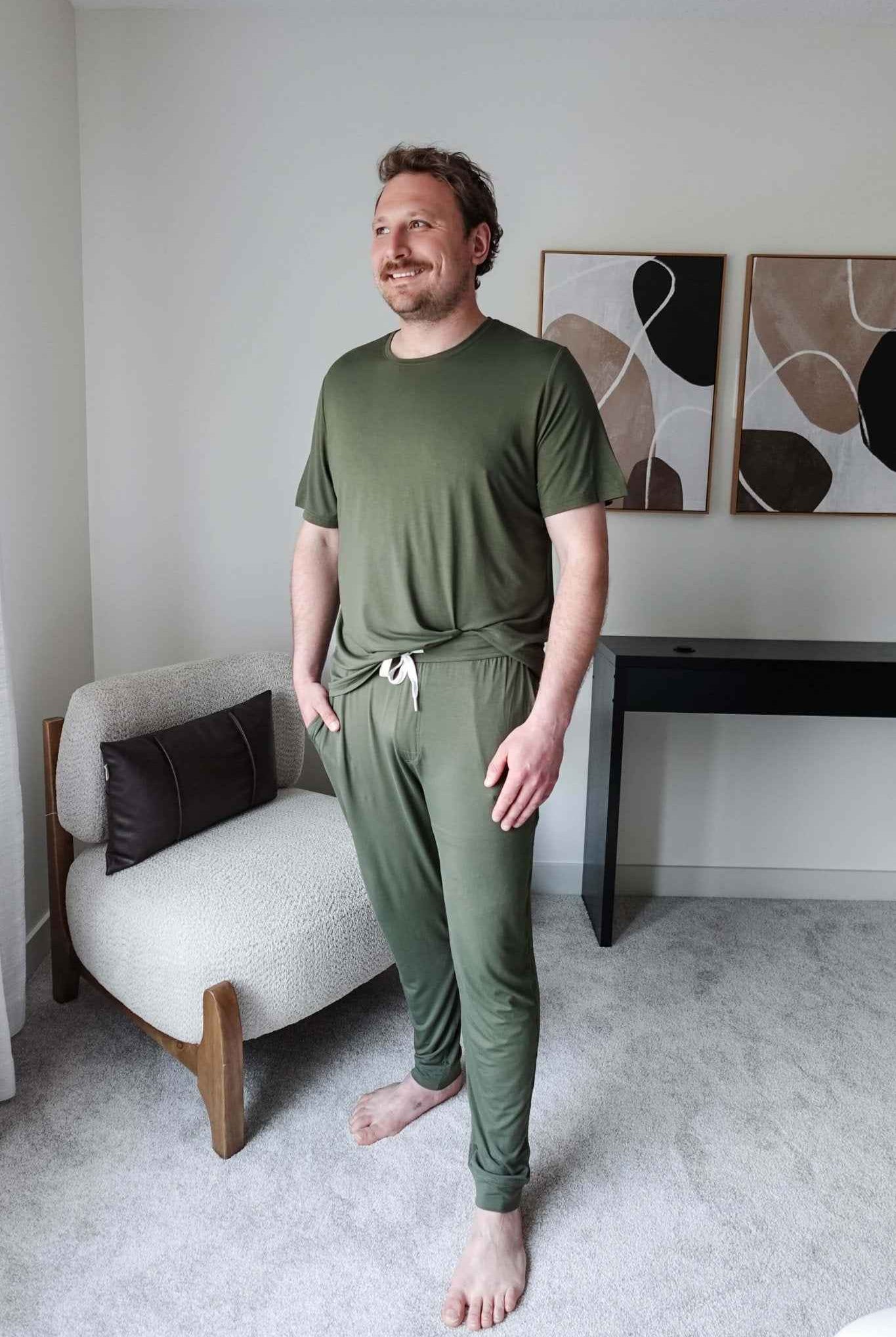 Bob's Sleepwear Co. Men's Bamboo Cooling Short Sleeve Sleep Tee in Olive Green